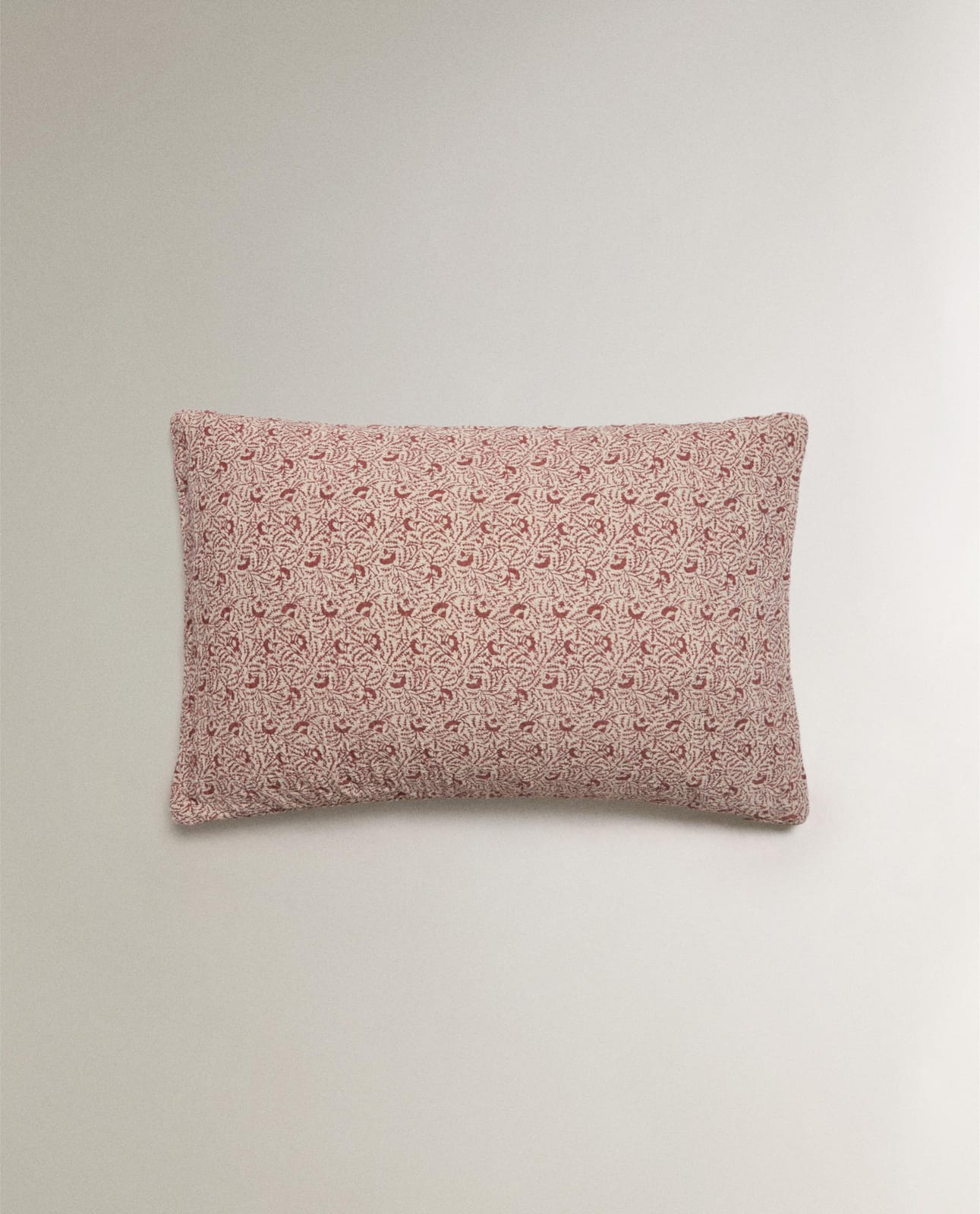 Наволочка декоративная ZARA HOME из хлопка и льна с рисунком веточки BEŻ 40 x 60 см