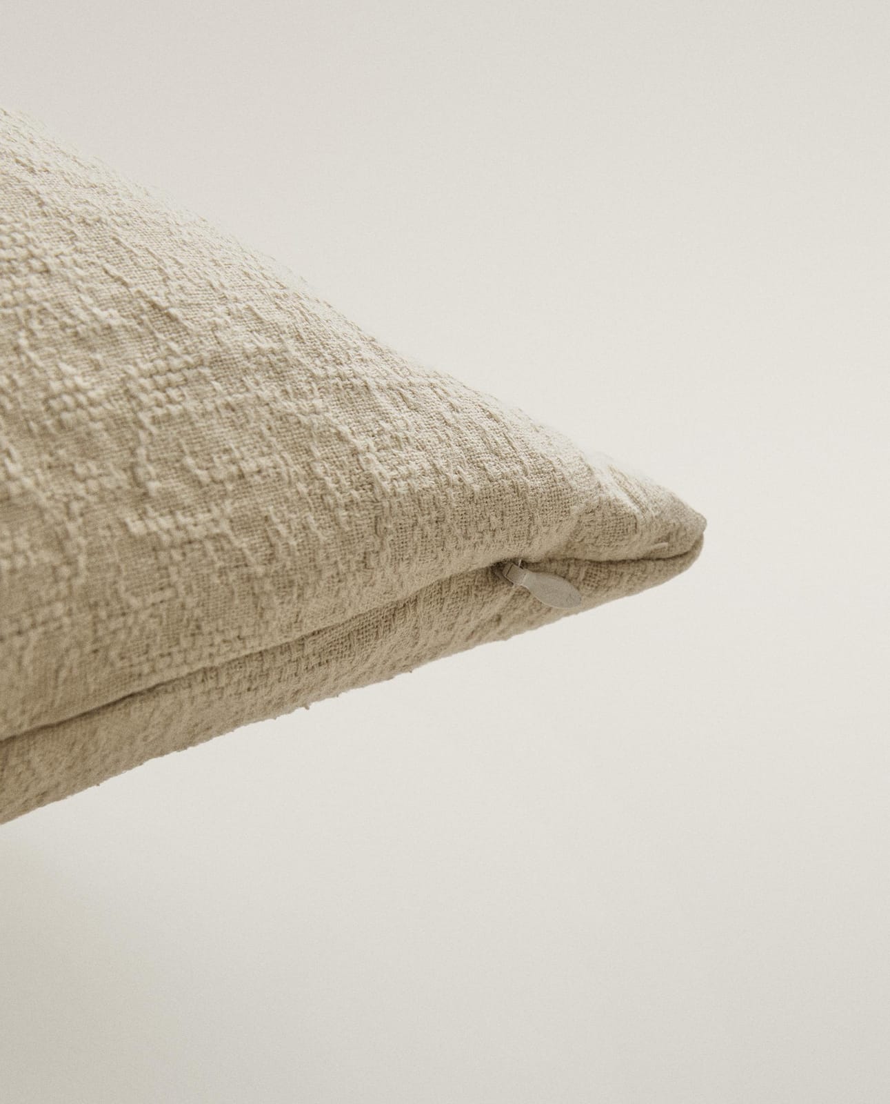 ZARA HOME НАВОЛОЧКА ИЗ ХЛОПКОВОГО ЖАККАРДА ракурс 6