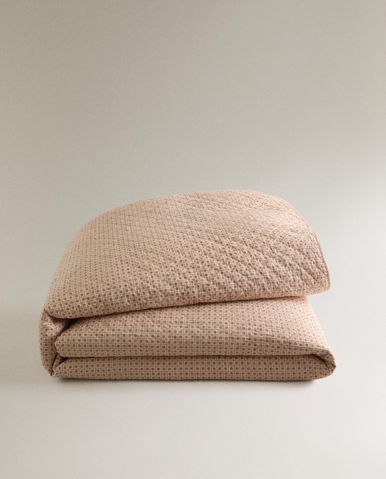 Покрывало ZARA HOME хлопковая накидка в цветы и полосы | KATHARINE POLE ECRU / красный 180 x 250 см
