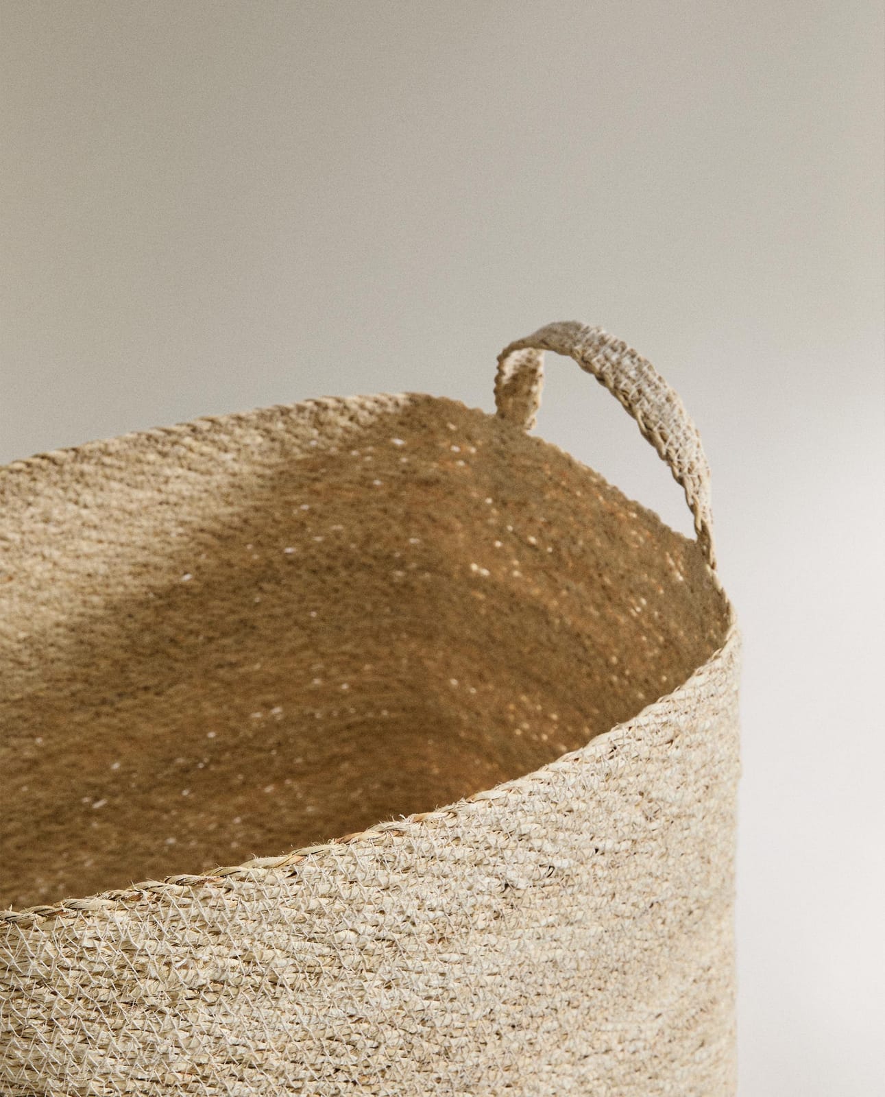 ZARA HOME ПРЯМОУГОЛЬНАЯ КОРЗИНА ИЗ МОРСКОЙ ТРАВЫ ракурс 5