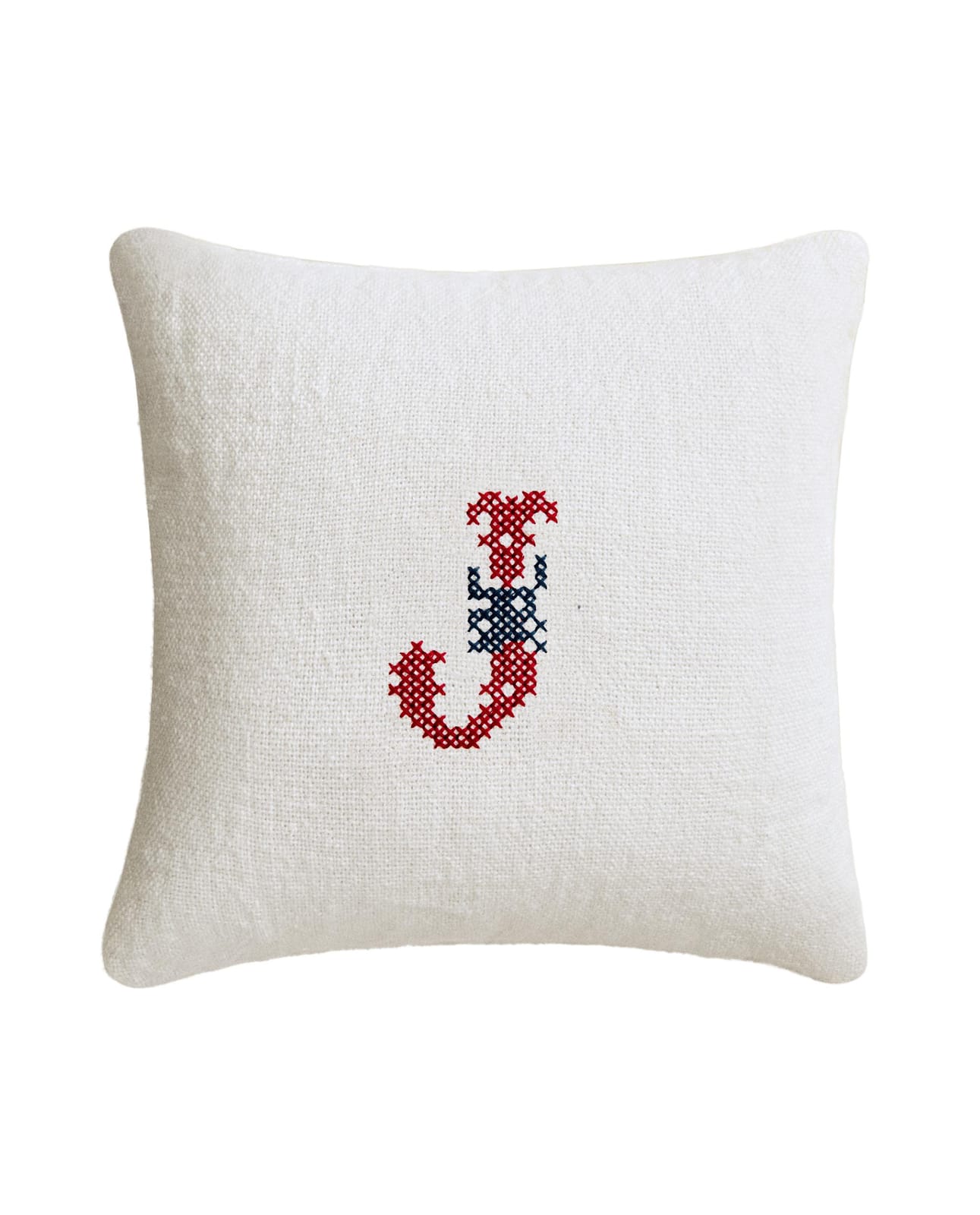 ZARA HOME ЛЬНЯНАЯ ДЕКОРАТИВНАЯ ПОДУШКА С ВЫШИТОЙ БУКВОЙ J ракурс 4