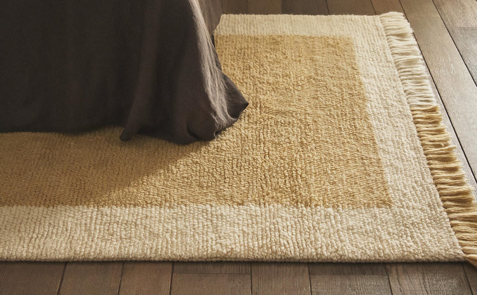 ZARA HOME ШЕРСТЯНОЙ КОВЁР ракурс 9
