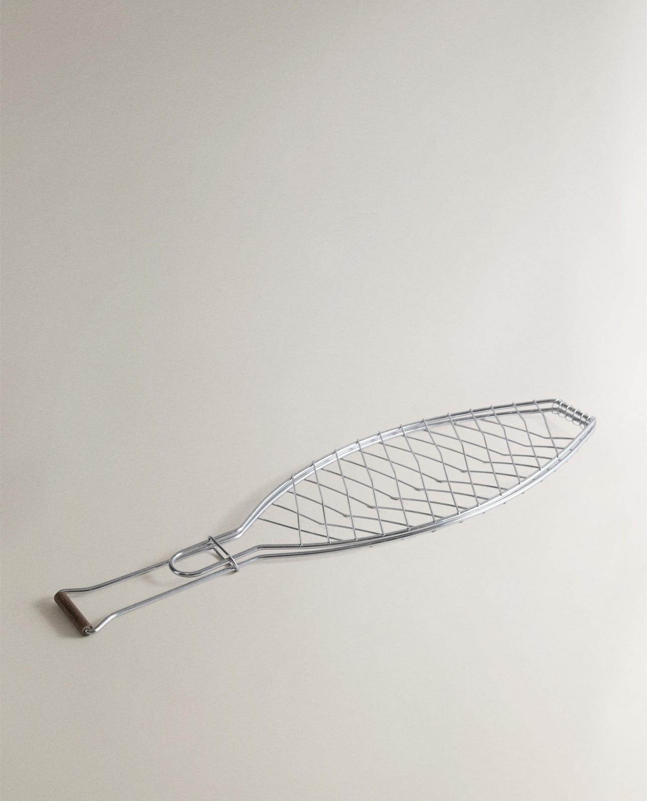 ZARA HOME СТАЛЬНОЙ ГРИЛЬ ДЛЯ РЫБЫ ракурс 6