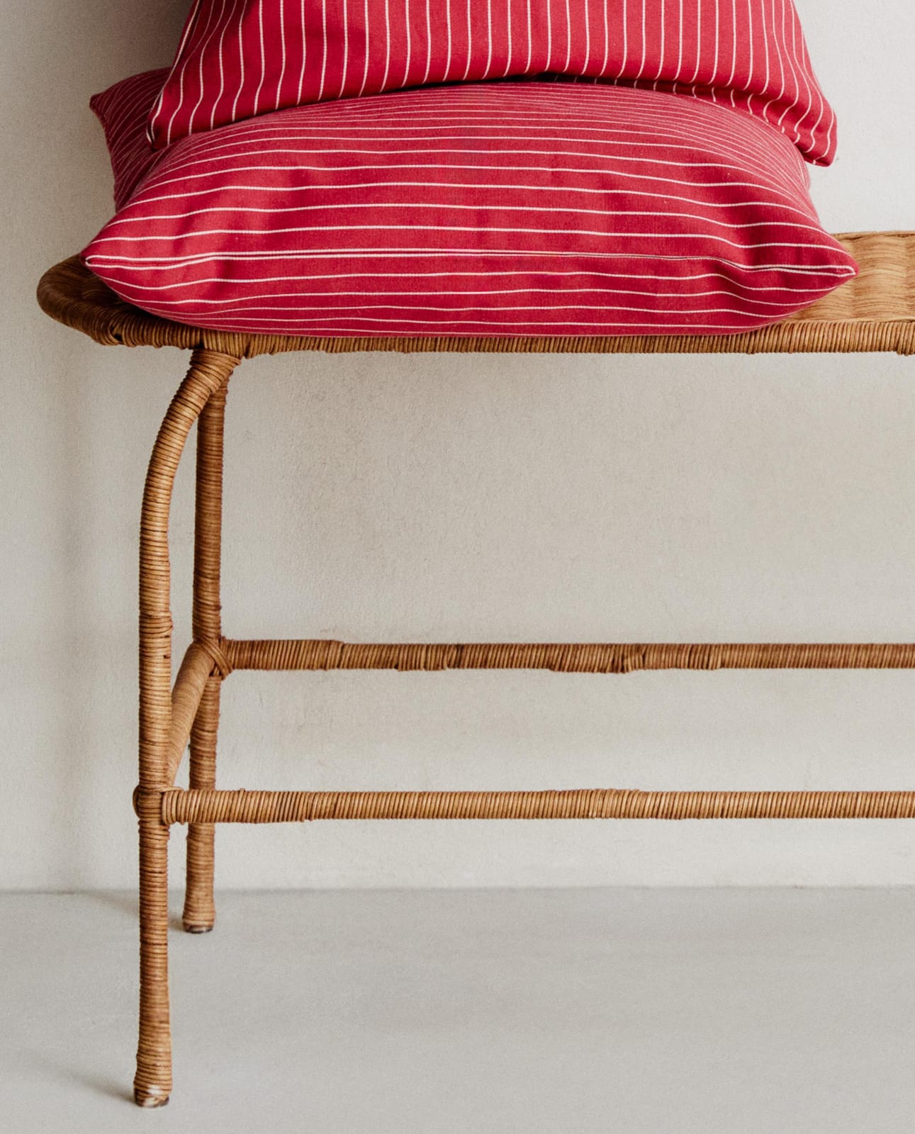 ZARA HOME СКАМЬЯ РОТАНГОВАЯ ракурс 7