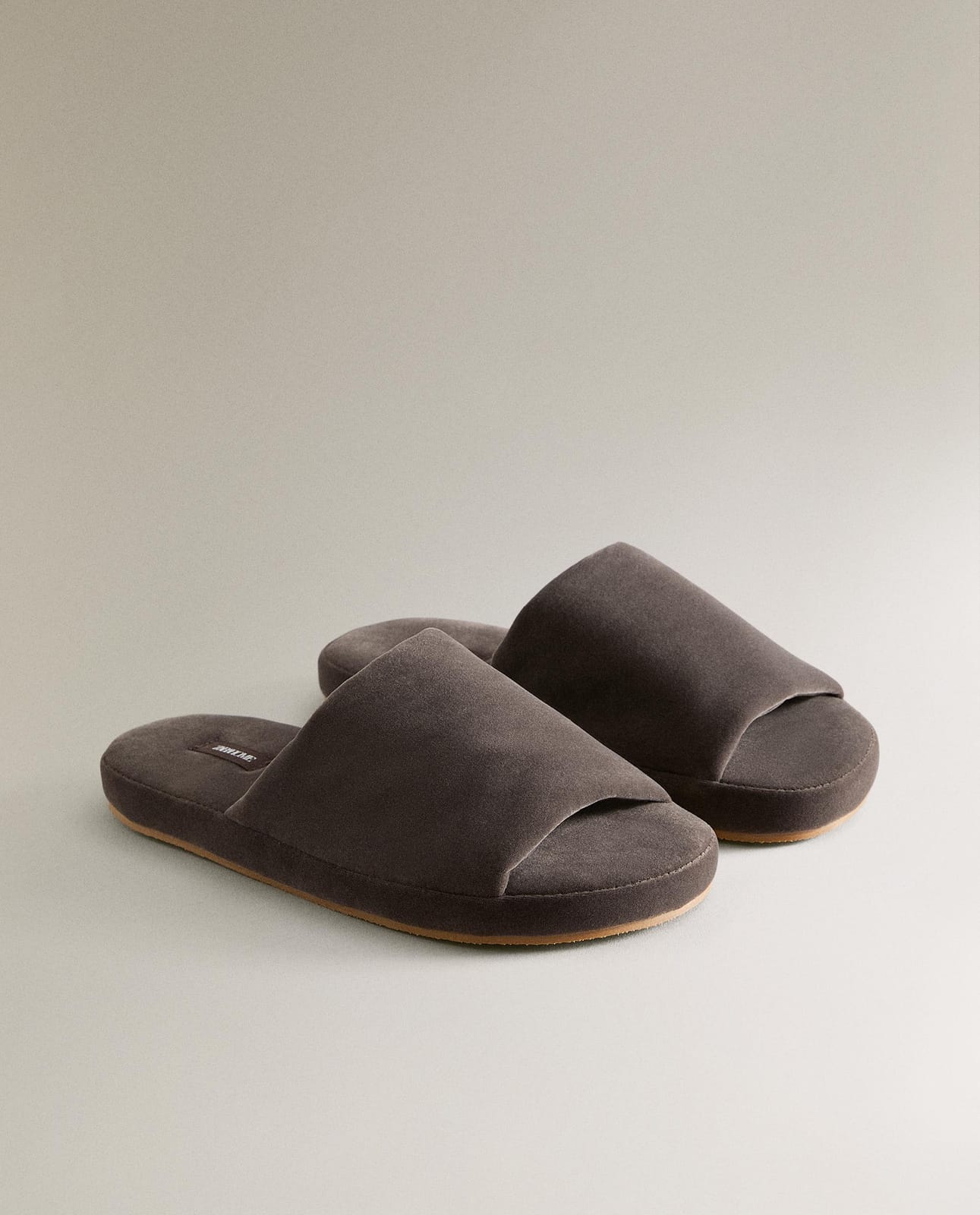 ZARA HOME Шлепанцы на платформе из бархата ракурс 8