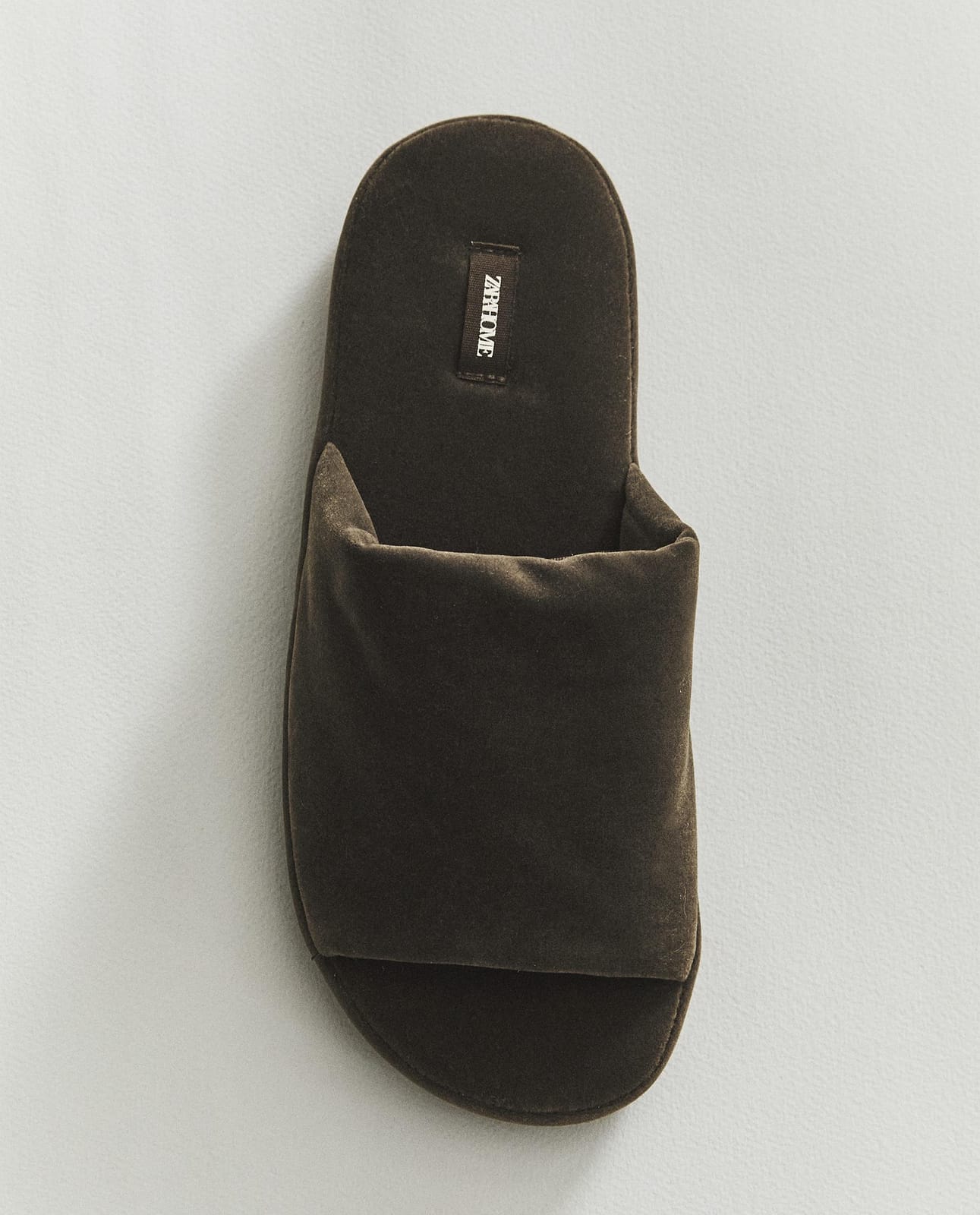 ZARA HOME Шлепанцы на платформе из бархата ракурс 5