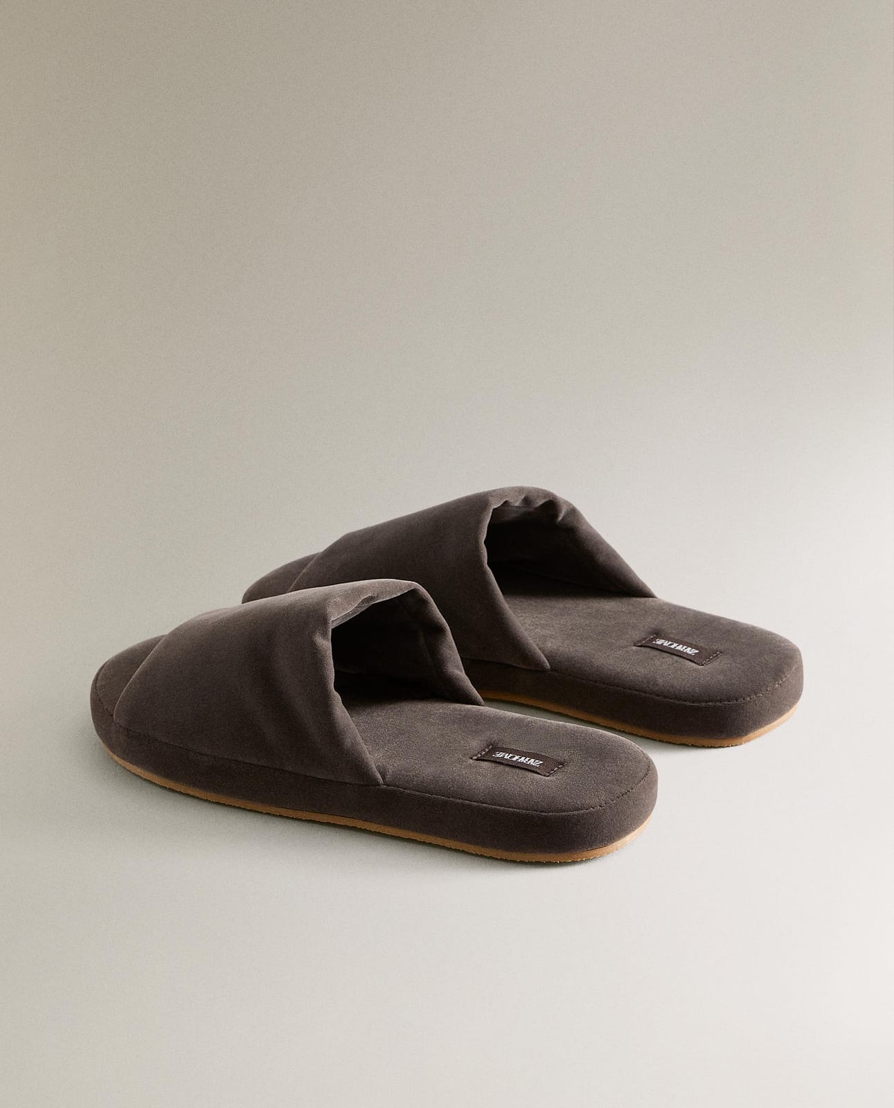 ZARA HOME Шлепанцы на платформе из бархата ракурс 6