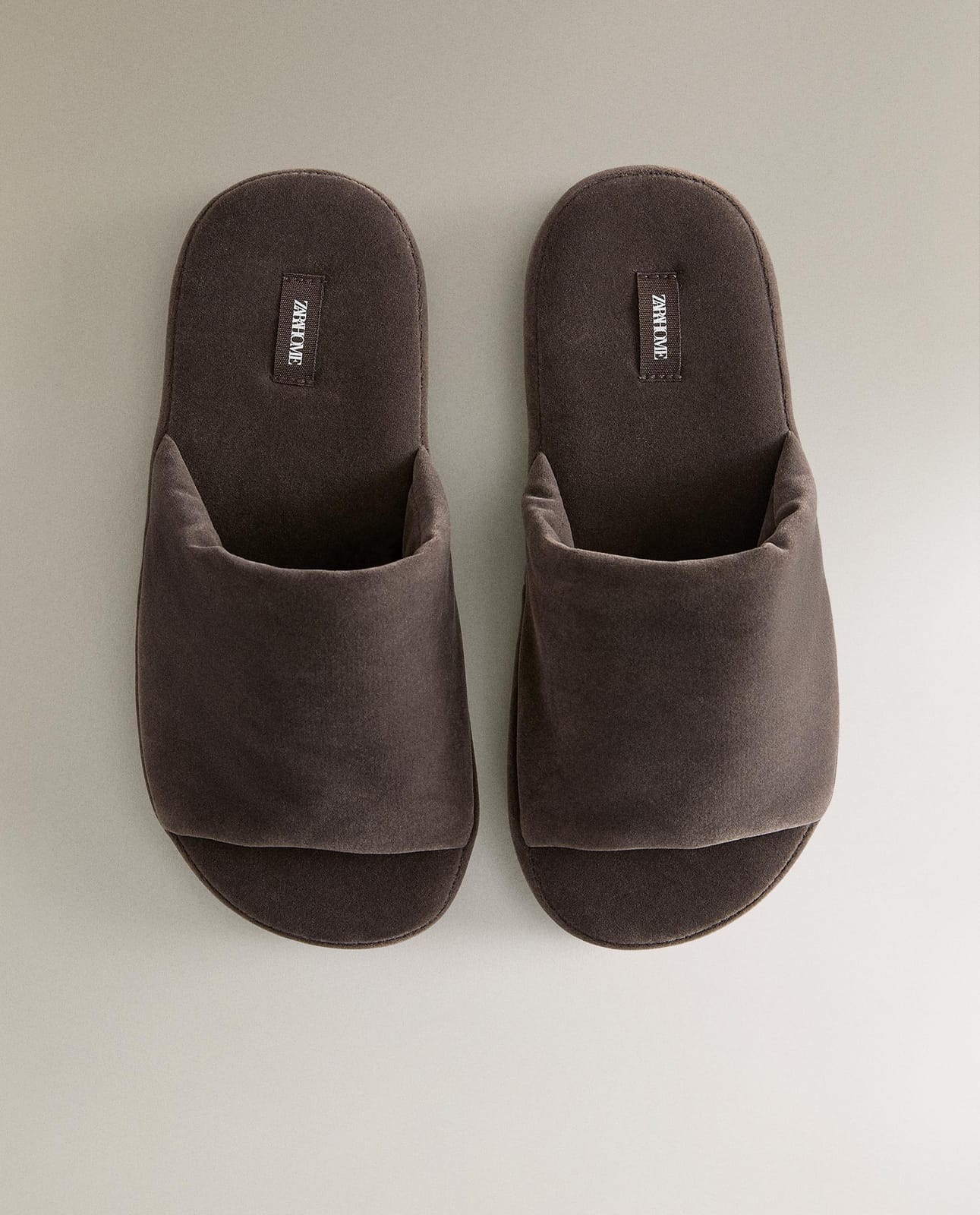 ZARA HOME Шлепанцы на платформе из бархата ракурс 3