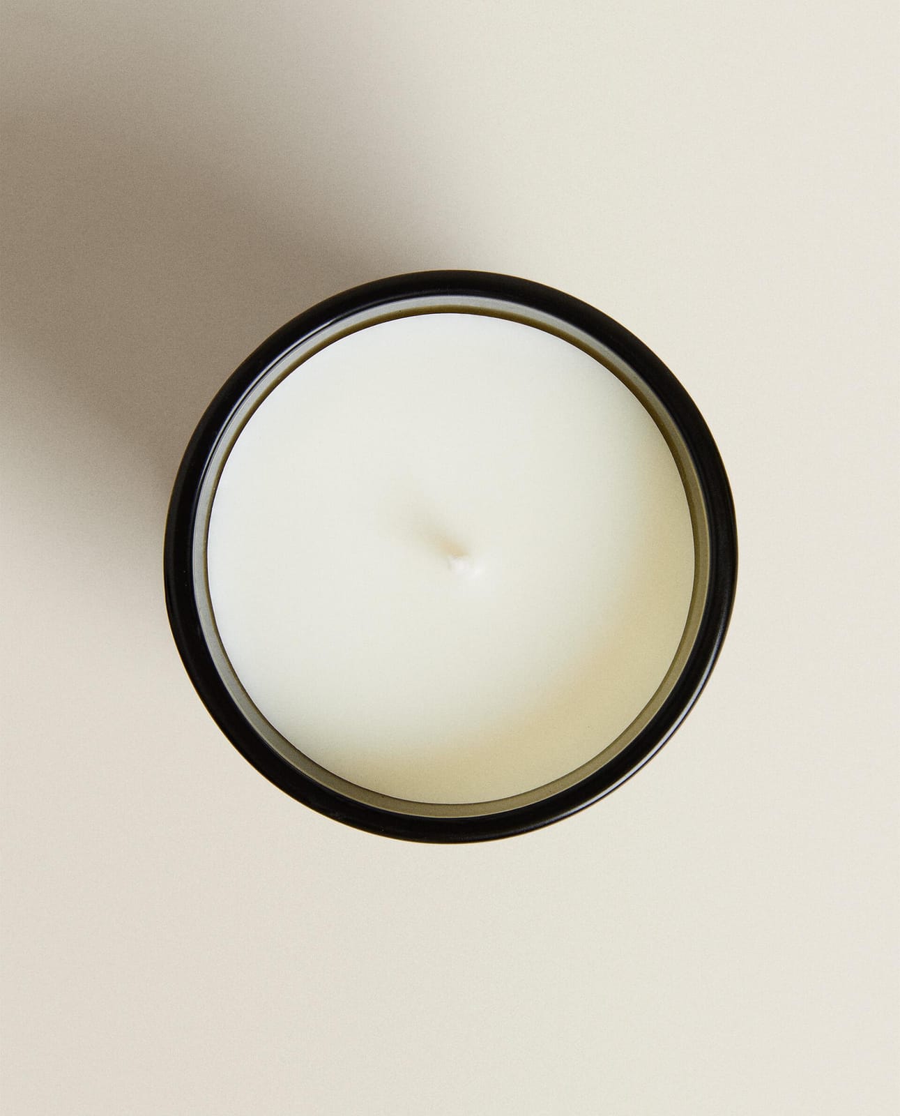 ZARA HOME (350 Г) АРОМАТИЧЕСКАЯ СВЕЧА BASILICUM ракурс 6