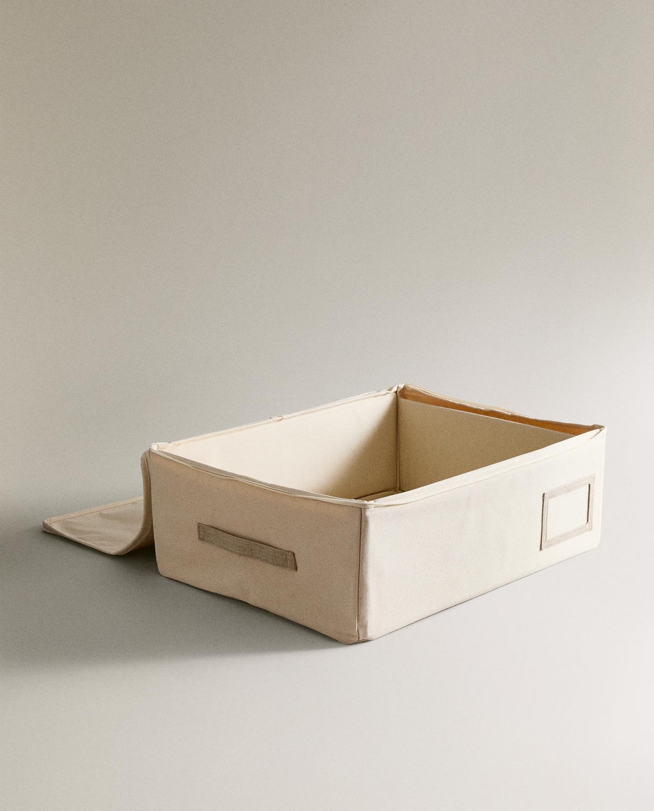 ZARA HOME Средняя коробка для организации шкафа ракурс 8