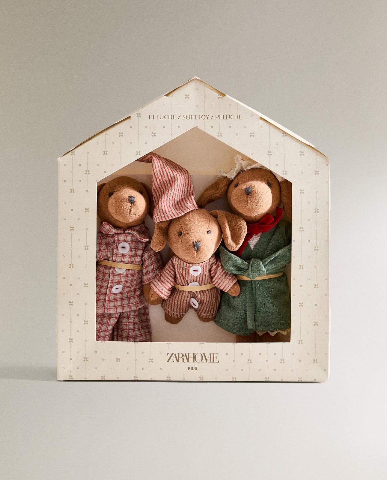 ZARA HOME ДЕТСКИЙ КОМПЛЕКТ ПЛЮШЕВЫХ ИГРУШЕК: СЕМЬЯ СОБАК (КОМПЛЕКТ 3 ШТ.) ракурс 2