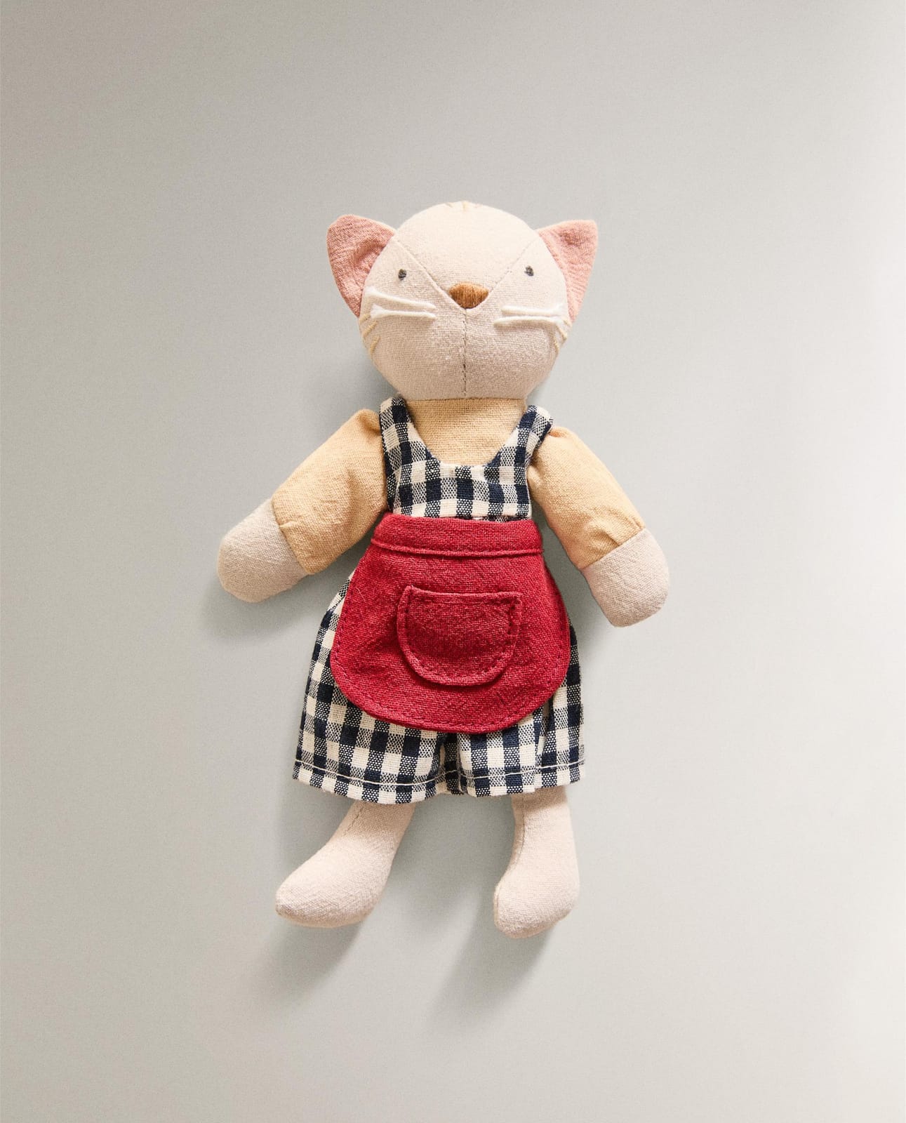 ZARA HOME КОМПЛЕКТ ДЕТСКИХ МАСКОТОК КОШАЧЬЯ СЕМЬЯ (3 ШТ.) ракурс 6