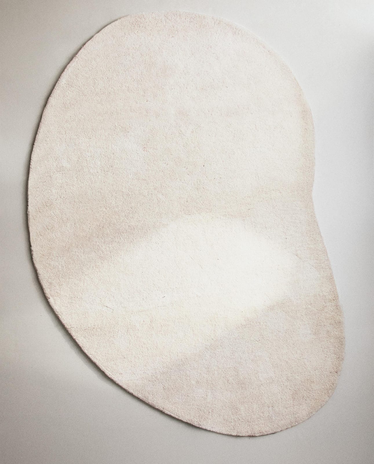 ZARA HOME ГЛАДКИЙ КОВЁР ИЗ НЕРЕГУЛЯРНОЙ ШЕРСТИ ракурс 8