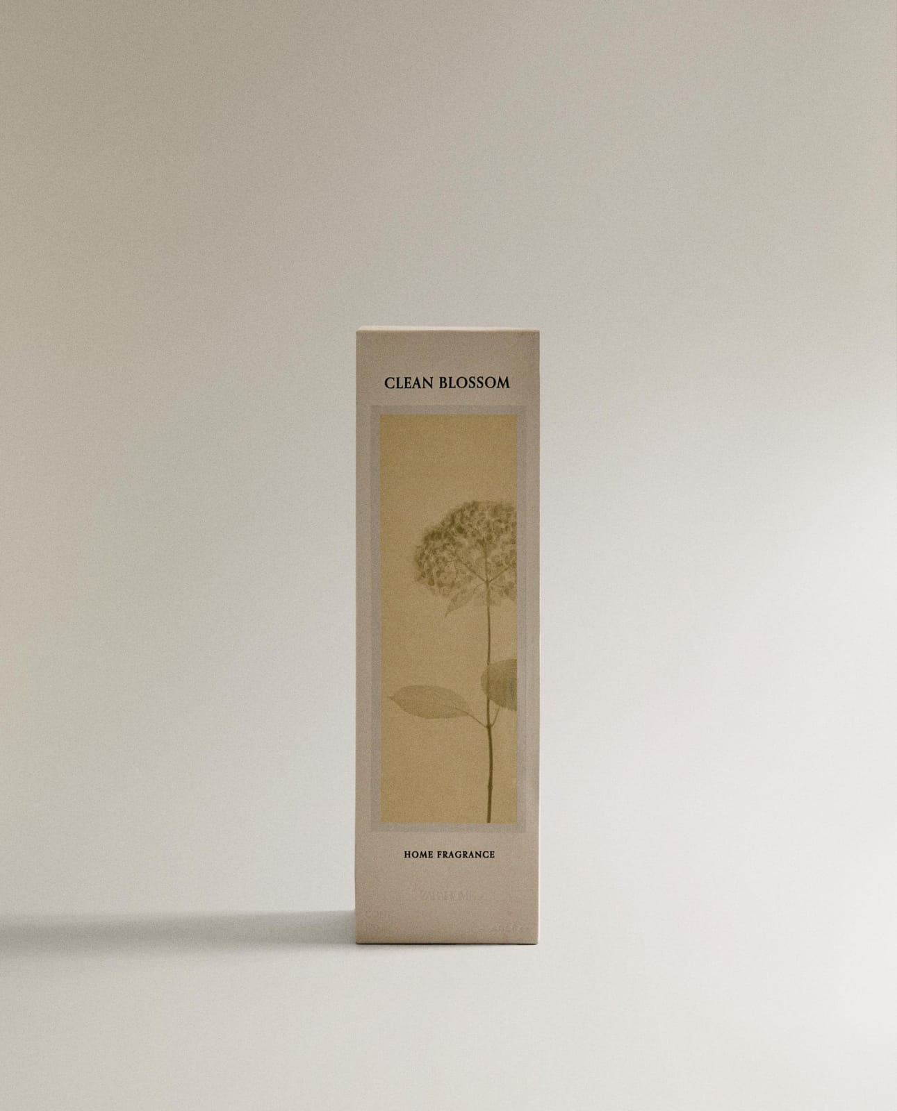ZARA HOME (120 мл) Палочки ароматические CLEAN BLOSSOM ракурс 2