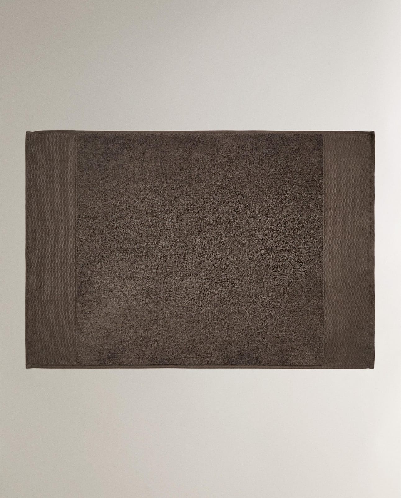 Коврик ZARA HOME для ванной с широким краем темный норковый 60 x 90 см