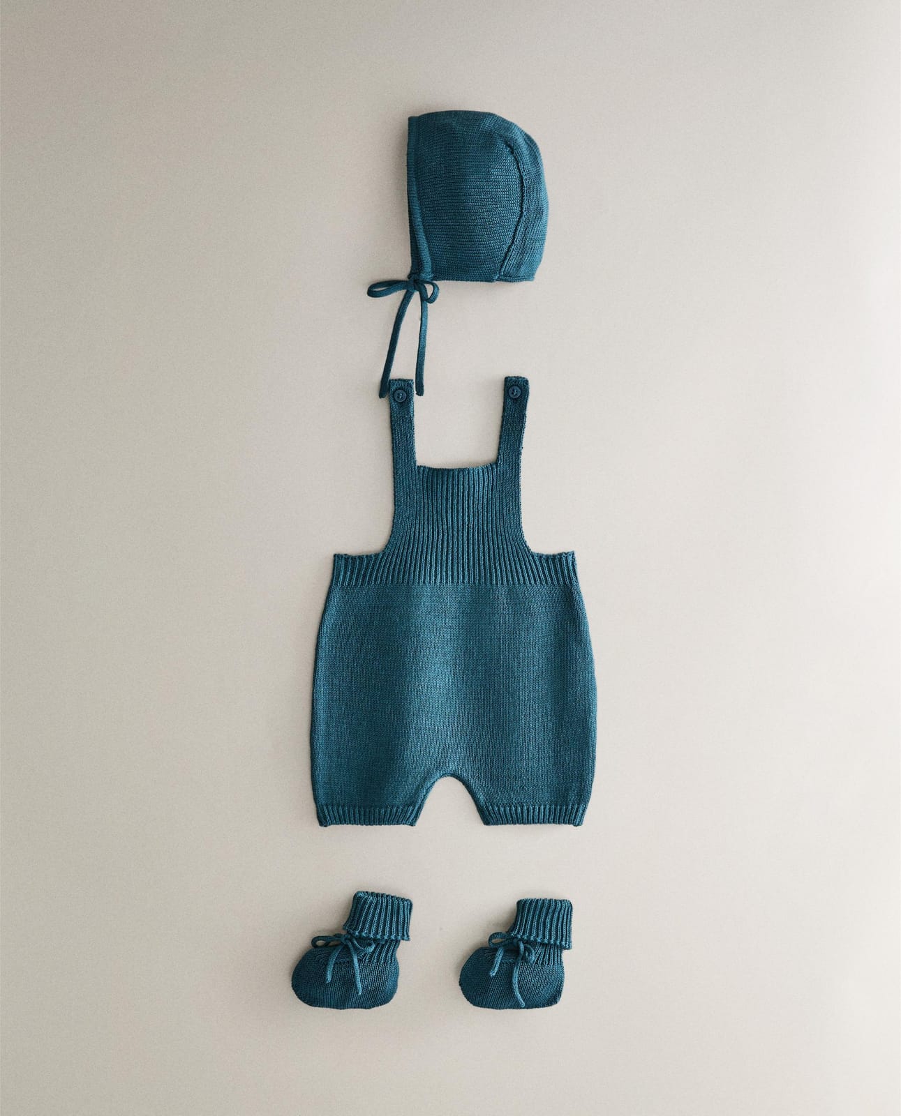 ZARA HOME ТРИКОТАЖНЫЙ КАПЮШОН ДЛЯ МЛАДЕНЦЕВ ракурс 4