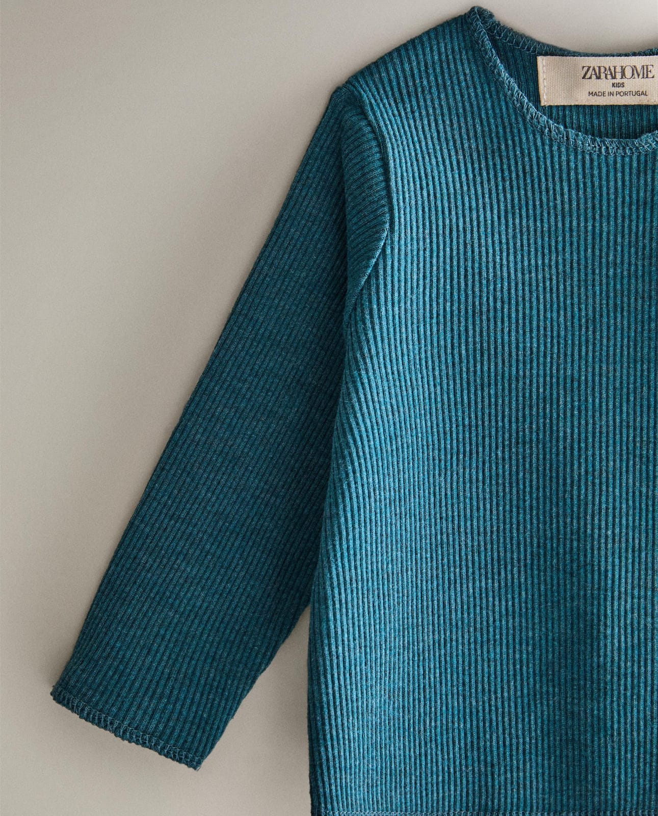 ZARA HOME ТРИКОТАЖНЫЙ КОМПЛЕКТ ДЛЯ МЛАДЕНЦЕВ ракурс 4