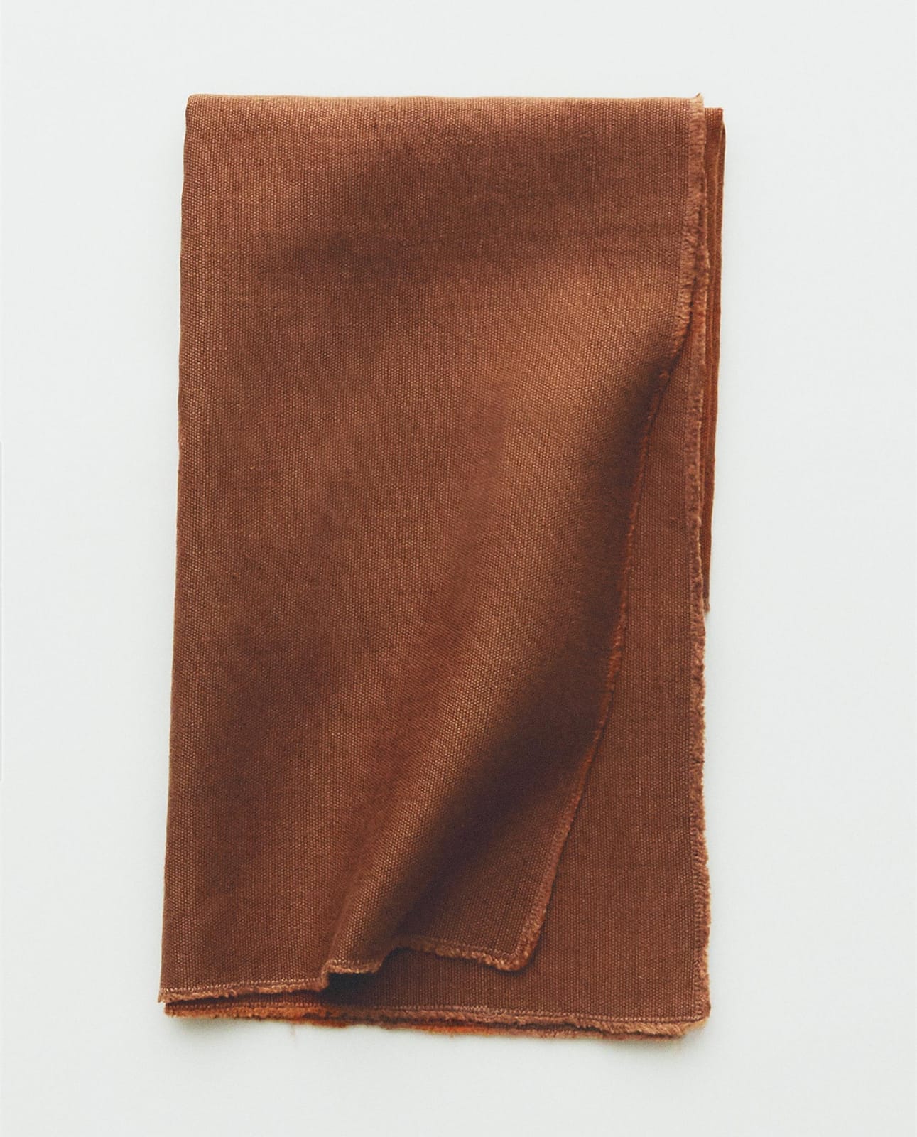 ZARA HOME КОМПЛЕКТ САЛФЕТОК ИЗ ЛЬНА С ЭФФЕКТОМ СТИРКИ (2 ШТ.) ракурс 2