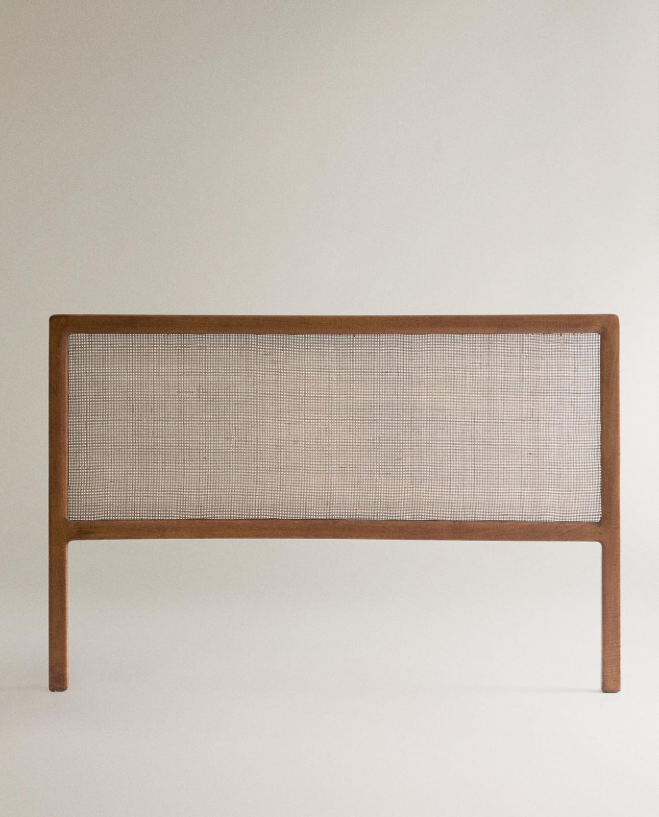 Стеллаж ZARA HOME ИЗГОЛОВЬЕ ИЗ ДЕРЕВА И РОТАНГА БРУНОВЫЙ 180 x 11 x 100 cm