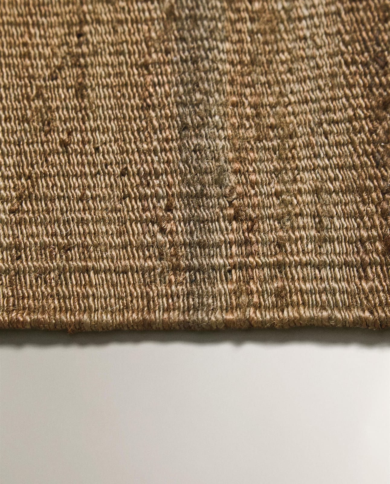 ZARA HOME ЛЁГКИЙ КОВЁР ИЗ ДЖУТА ракурс 5