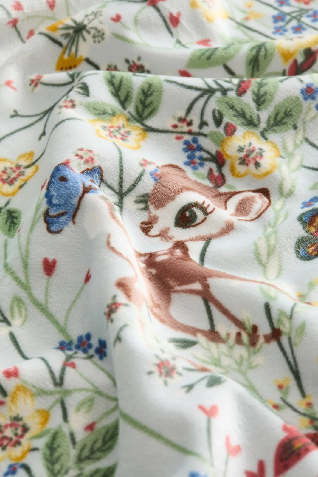 Бархатное одеяло H&M - с персонажами из Бэмби (Bambi Disney), размер 100х150 см, цвет светло-голубой- 1256109004 ракурс 3