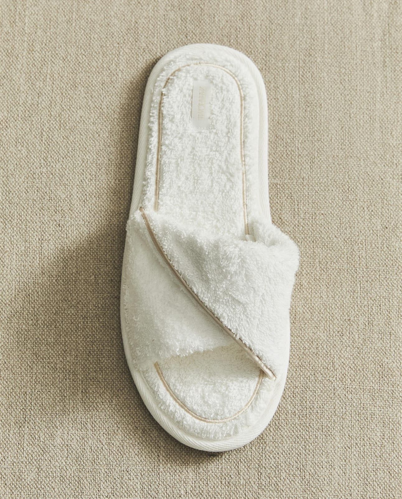 ZARA HOME ТАПОЧКИ ИЗ МАХРОВОЙ ТКАНИ С КОНТРАСТНОЙ ОТДЕЛКОЙ ракурс 5
