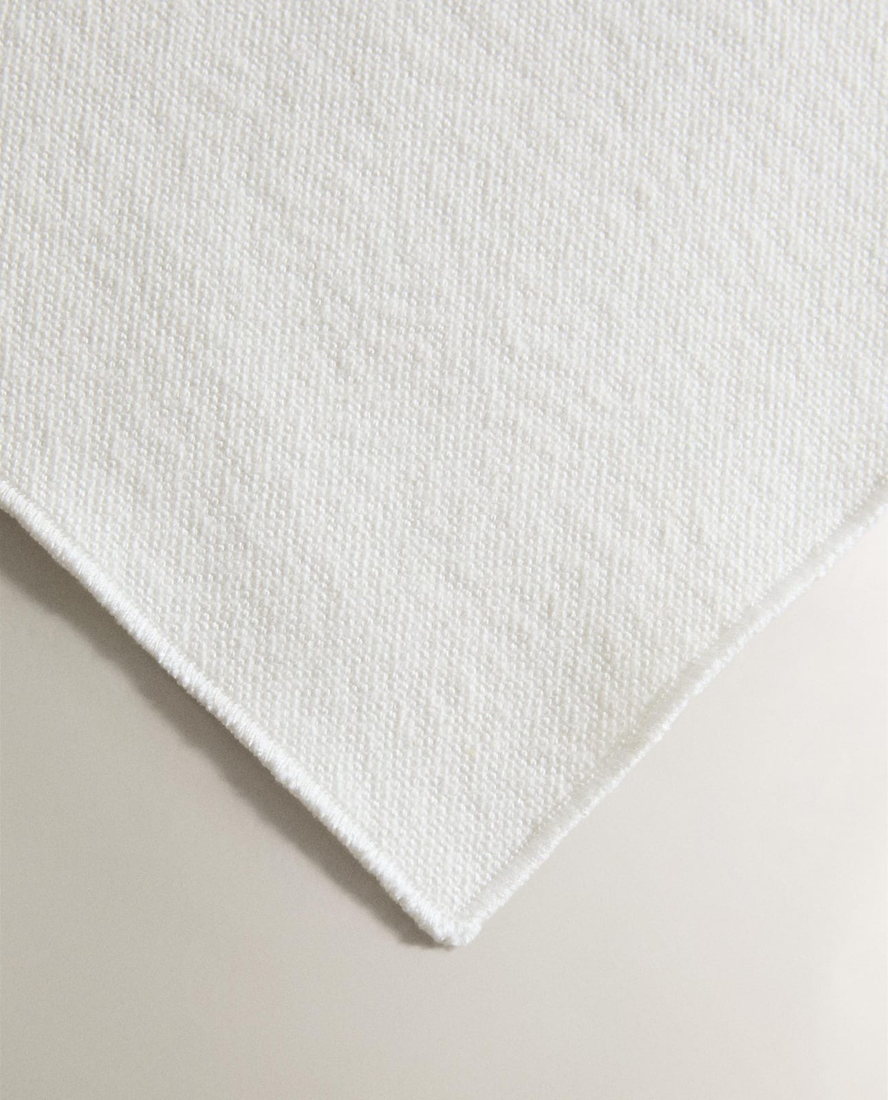 ZARA HOME САЛФЕТКИ ИЗ ТОЛСТОГО ХЛОПКА (КОМПЛЕКТ 2 ШТ.) ракурс 8