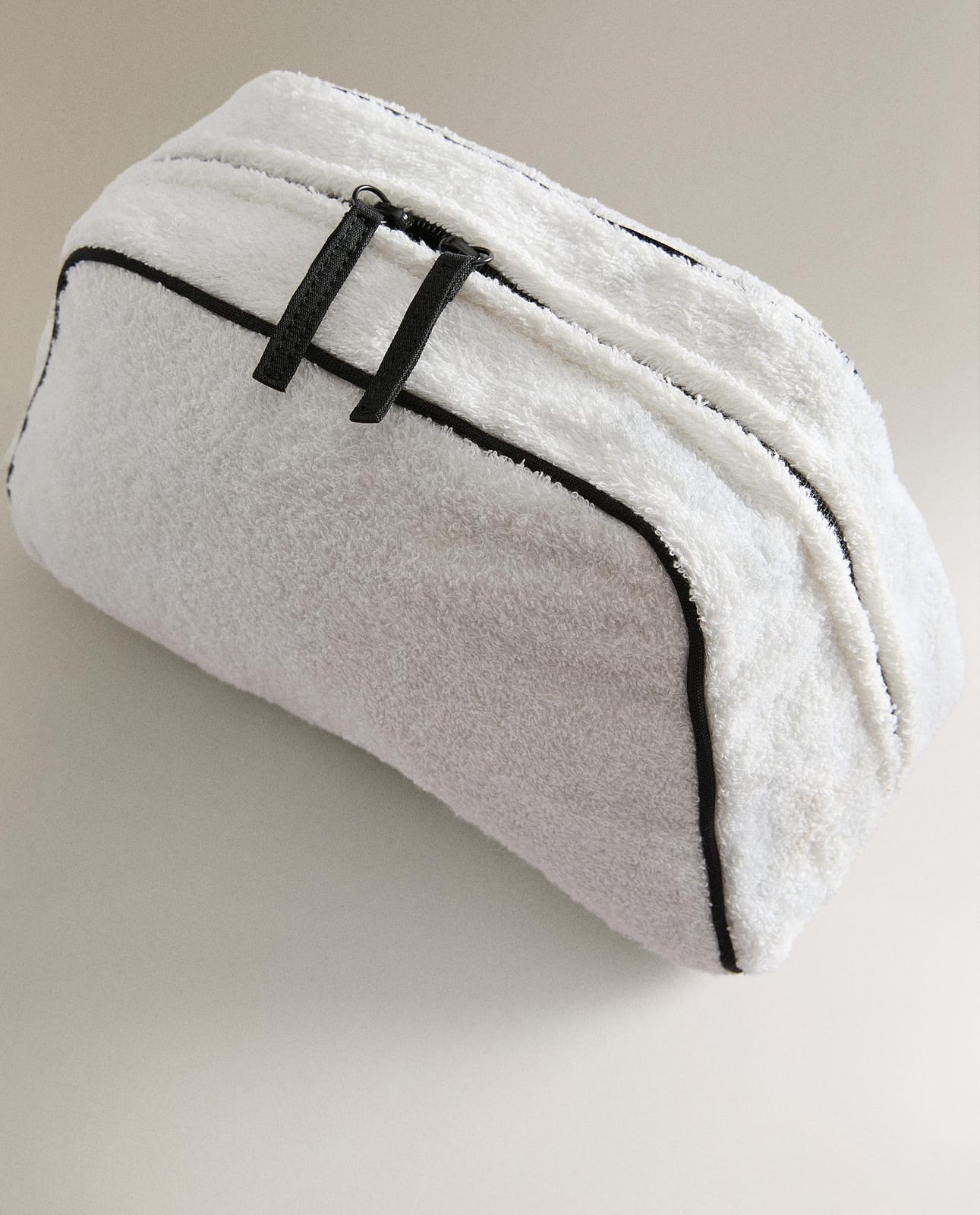 ZARA HOME КОСМЕТИЧКА ИЗ МАХРОВОЙ ТКАНИ С ОТДЕЛКОЙ ракурс 6