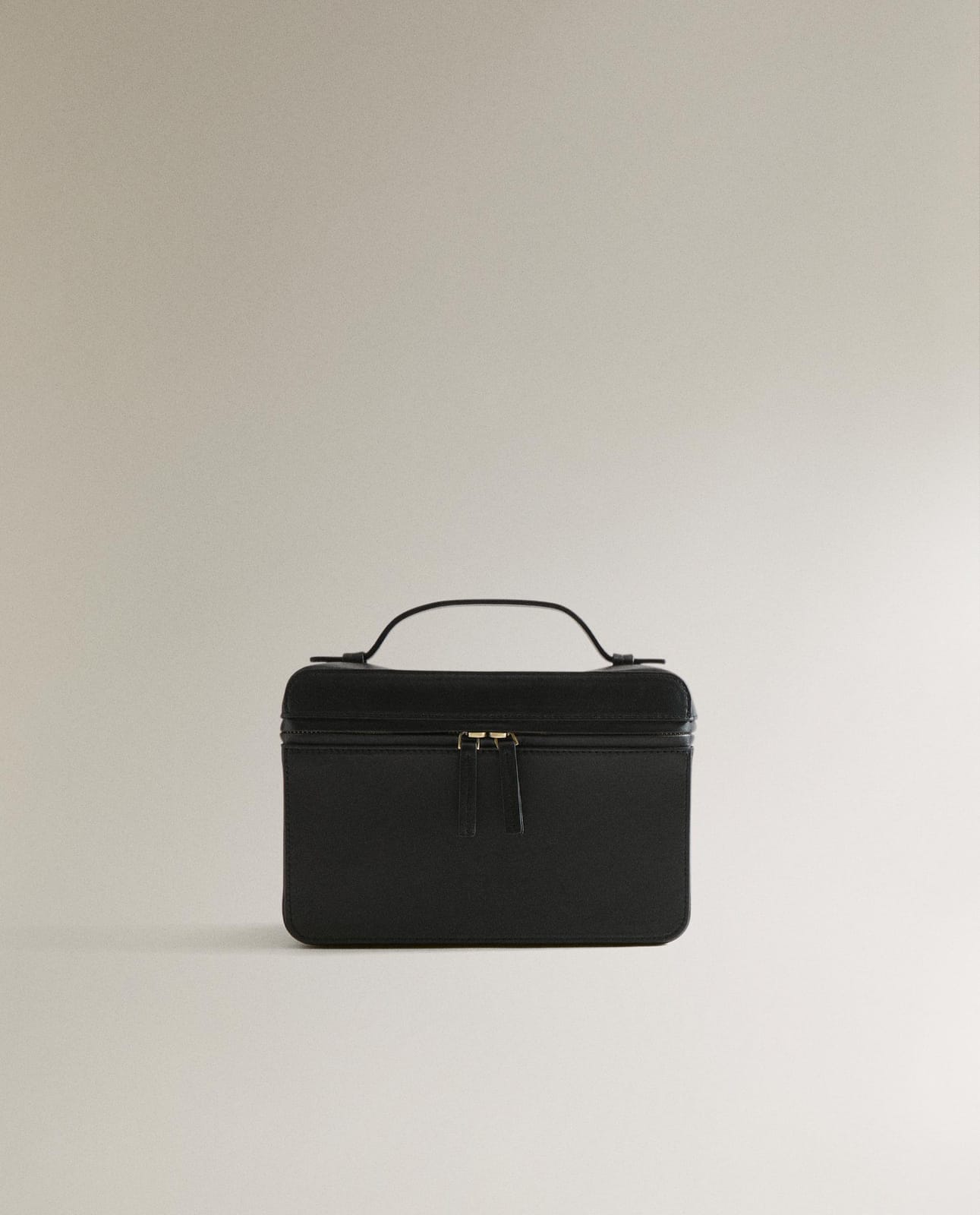 Тапочки ZARA HOME КОЖАНАЯ КОСМЕТИЧКА ТИПА ЧЕМОДАНЧИК CZARNY 20.48 x 25.21 x 13.85 x 25.21 x 20.48 x 13.85 cm