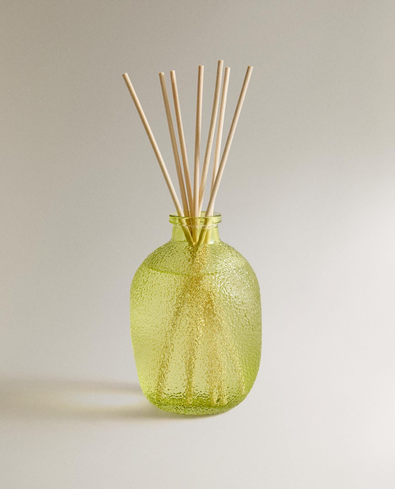 Ароматический диффузор ZARA HOME (435 ML) АРОМАТИЧЕСКИЕ ПАЛОЧКИ LIME & PEPPERMINT 4-539 25 x 10 x 10 cm