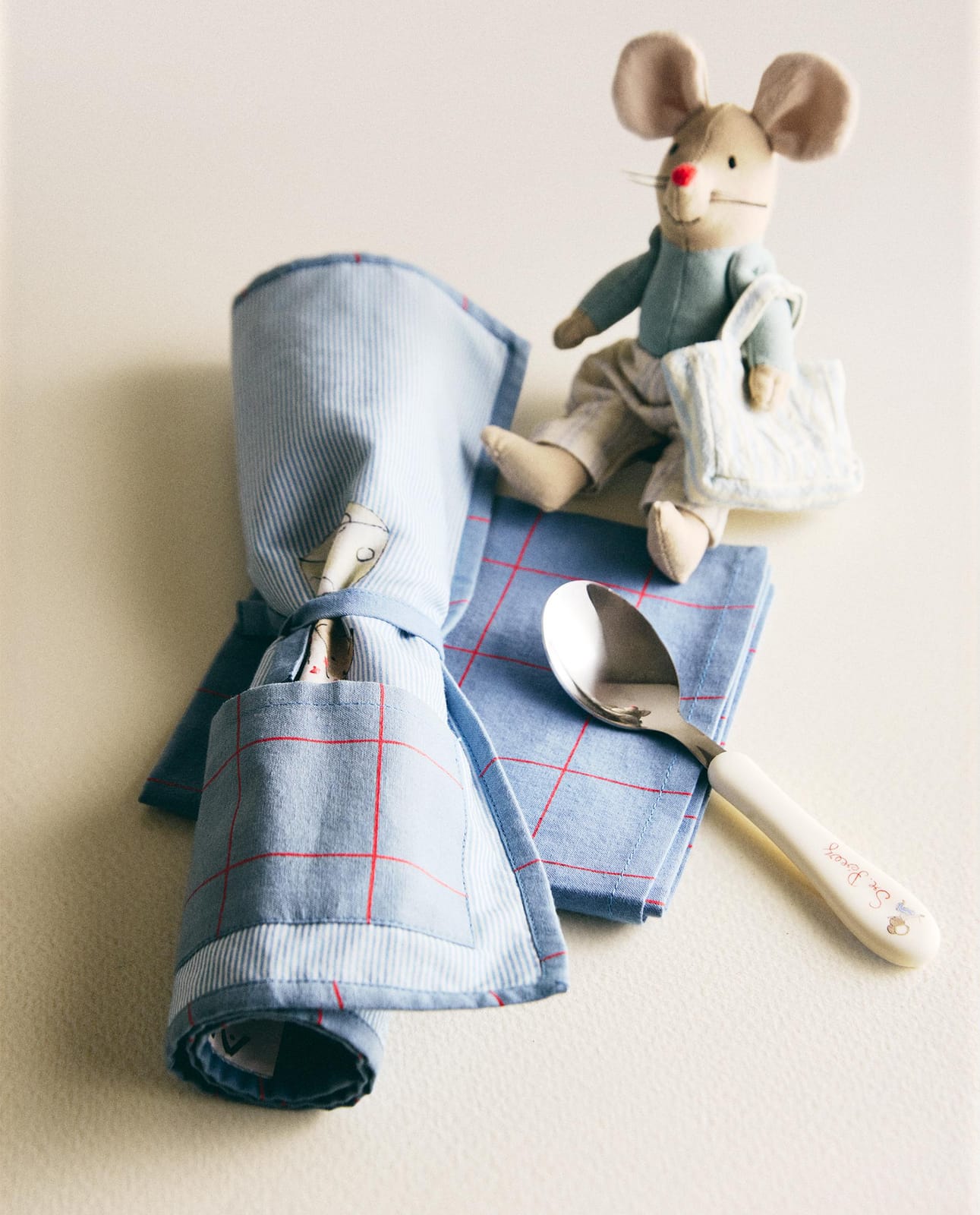 ZARA HOME ПОДСТАВКА ПОД ТАРЕЛКУ И САЛФЕТКА С МЫШКОЙ ракурс 7