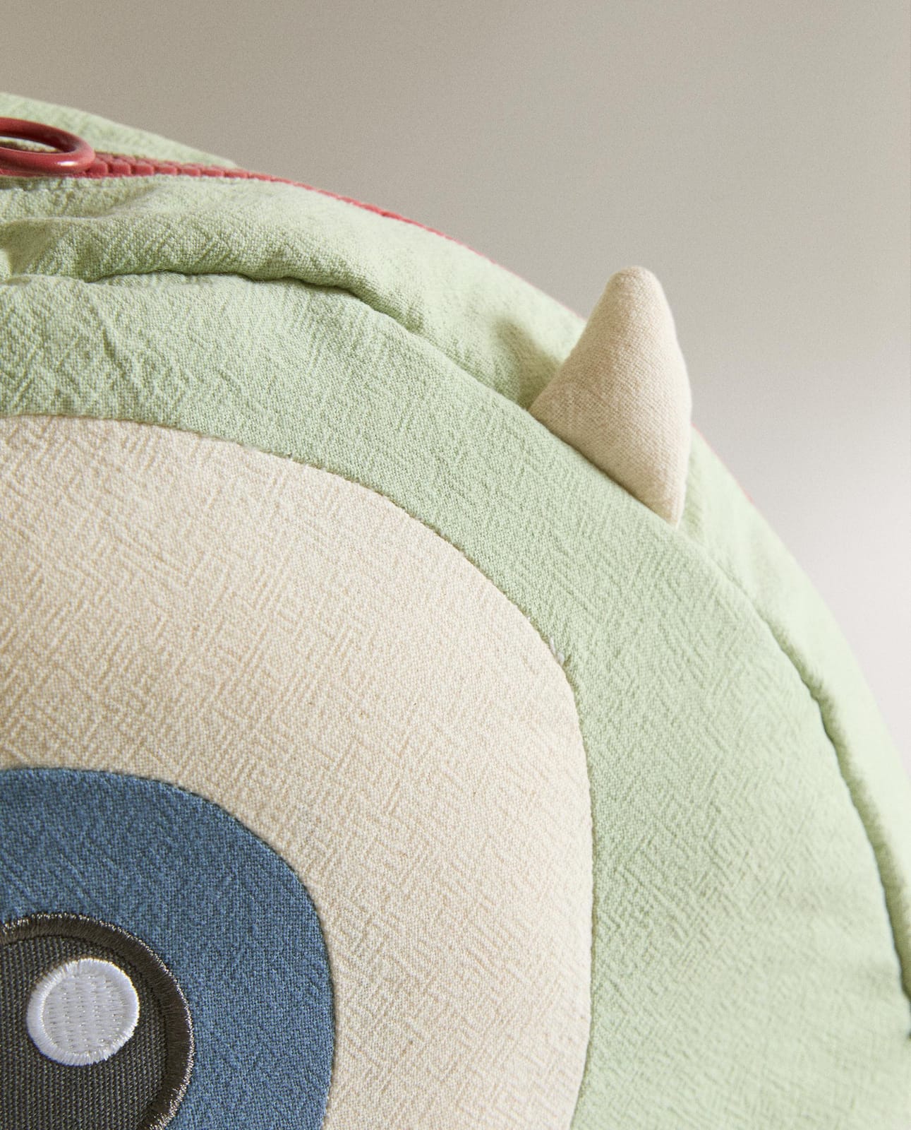 ZARA HOME РЮКЗАК ДЕТСКИЙ MIKE WAZOWSKI КОРПОРАЦИЯ МОНСТРОВ ©DISNEY/PIXAR ракурс 4