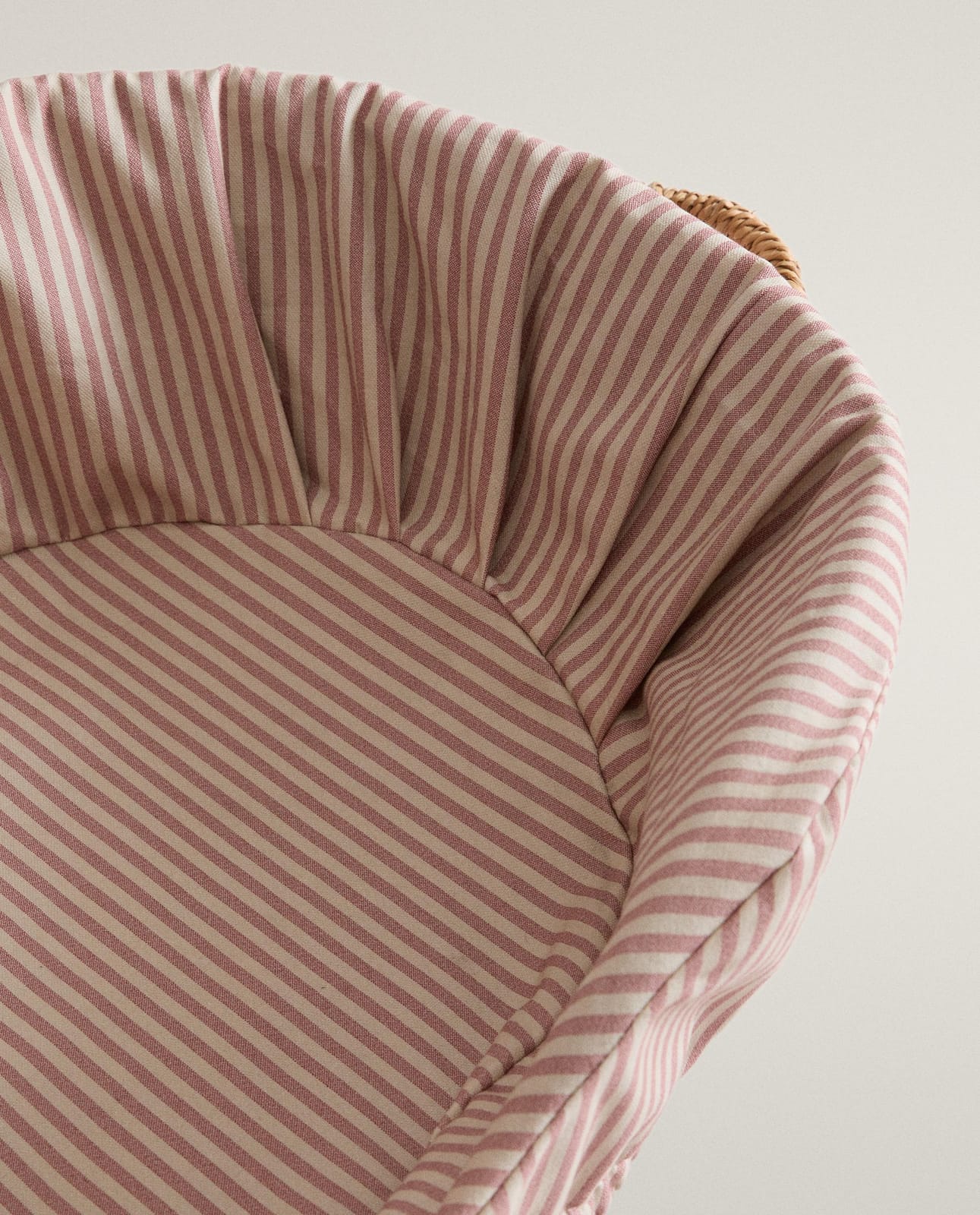 ZARA HOME ЧЕХОЛ ДЛЯ ЛЕЖАНКИ В ПОЛОСКУ ракурс 9