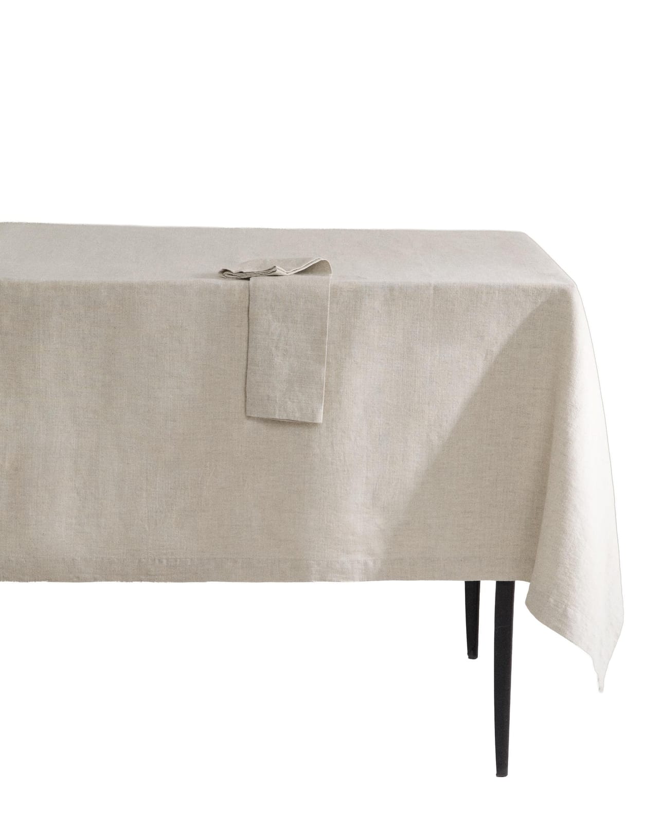 ZARA HOME СКАТЕРТЬ ИЗ ЛЬНА С ЭФФЕКТОМ ВЫЦВЕТАНИЯ ракурс 2