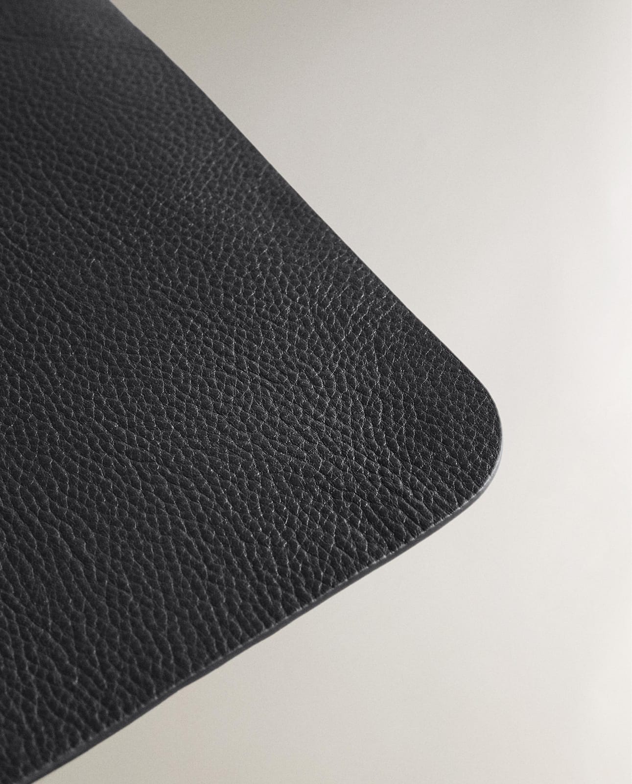ZARA HOME NIEBIESKA кожаная подложка для стола ракурс 5