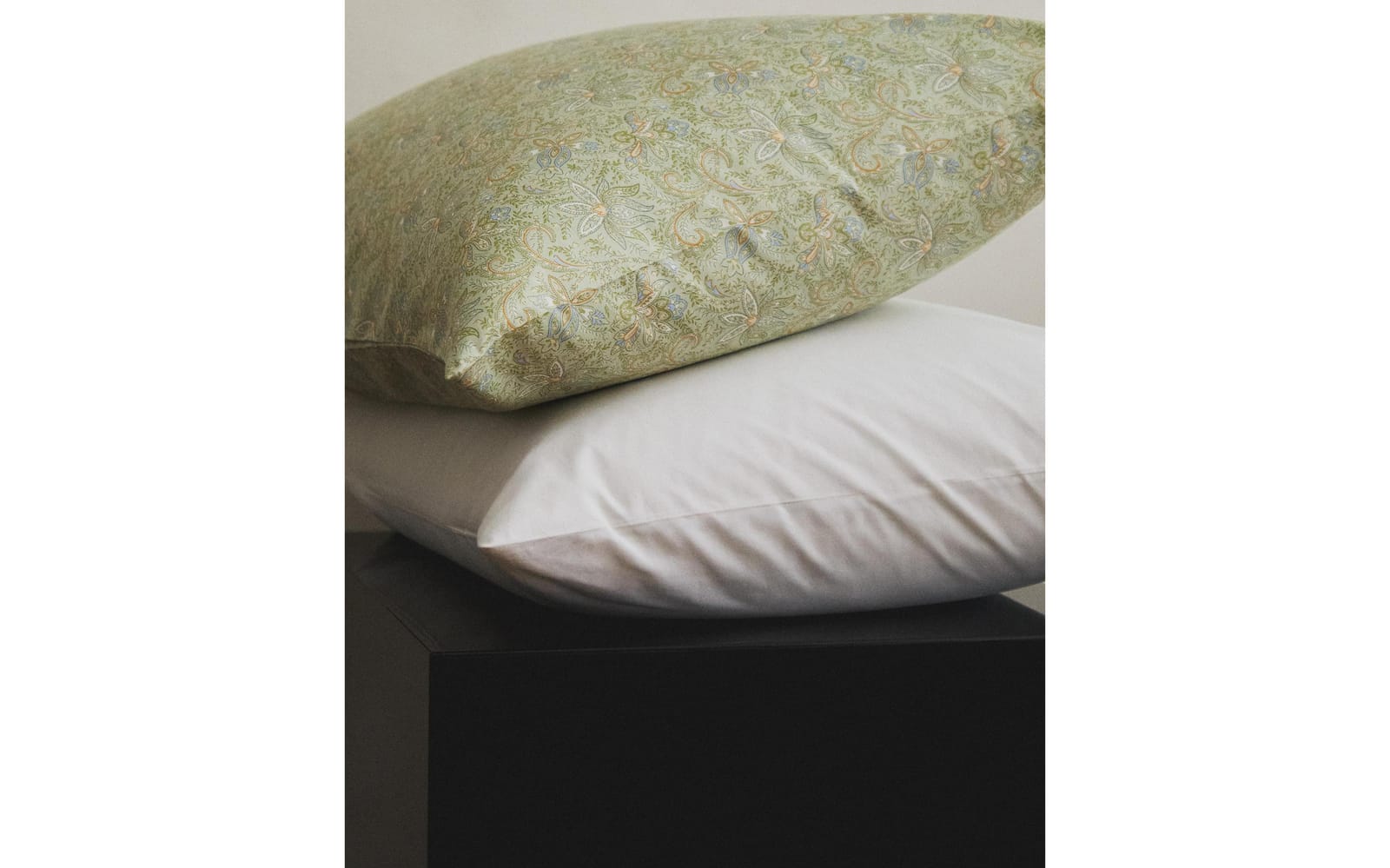 ZARA HOME Наволочка на подушку из сатина в узор PAISLEY ракурс 7