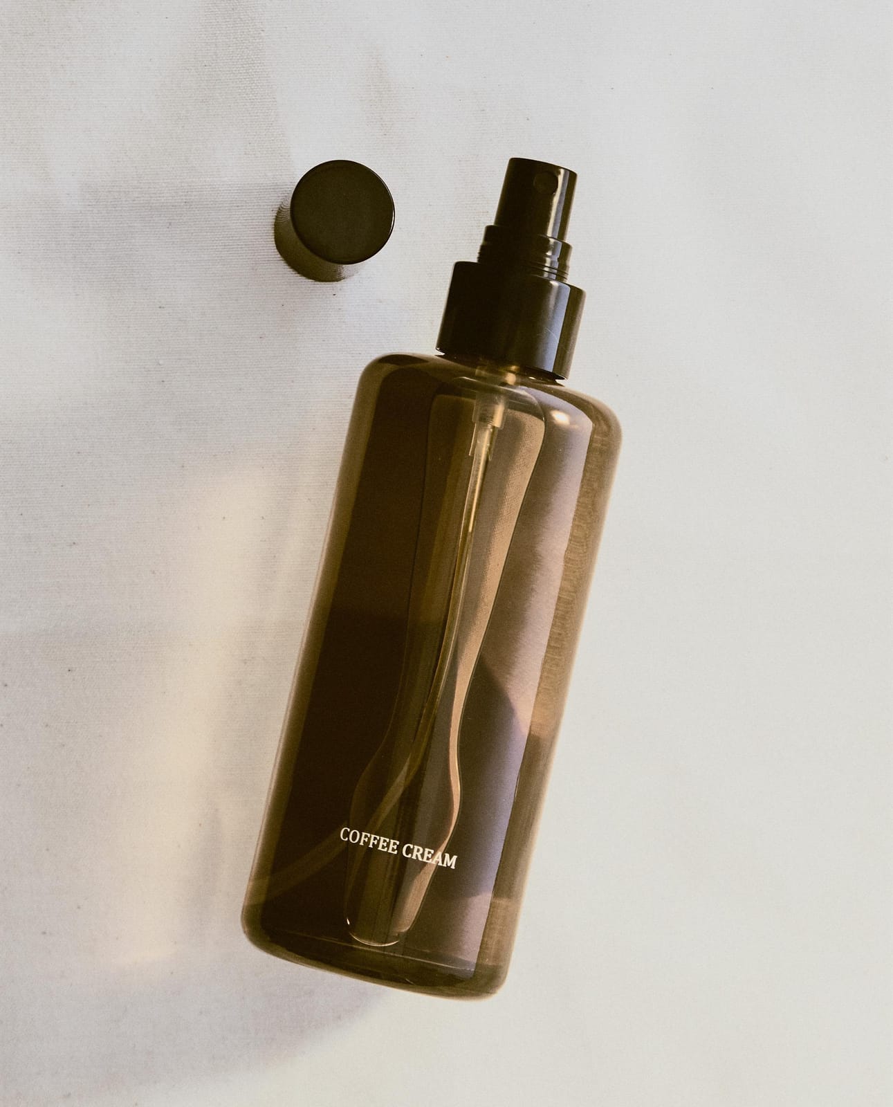 ZARA HOME (200 ML) СПРЕЙ ДЛЯ ПОМЕЩЕНИЙ COFFEE CREAM ракурс 6