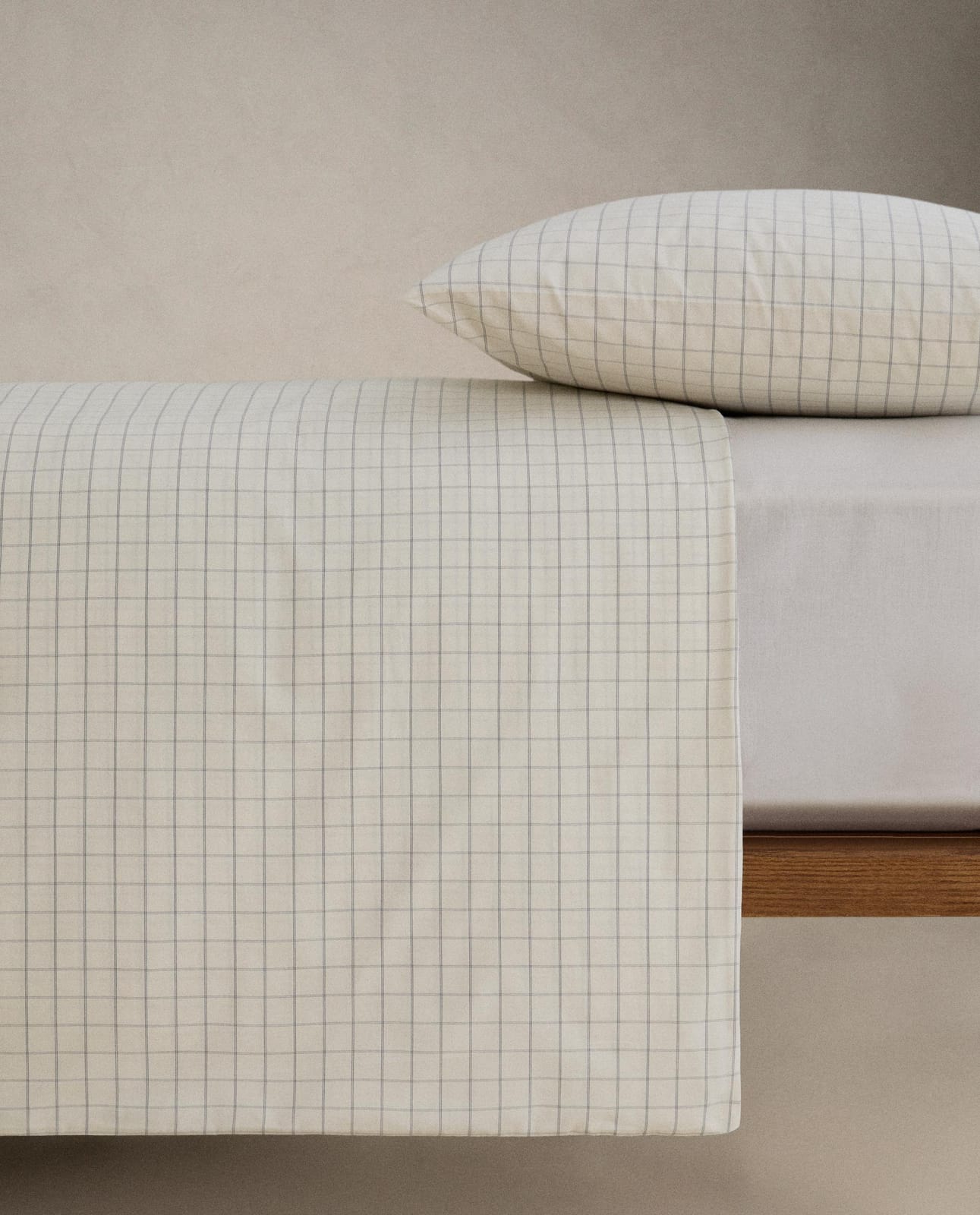 ZARA HOME ХЛОПКОВЫЙ ПОДОДЕЯЛЬНИК В КЛЕТКУ ракурс 6