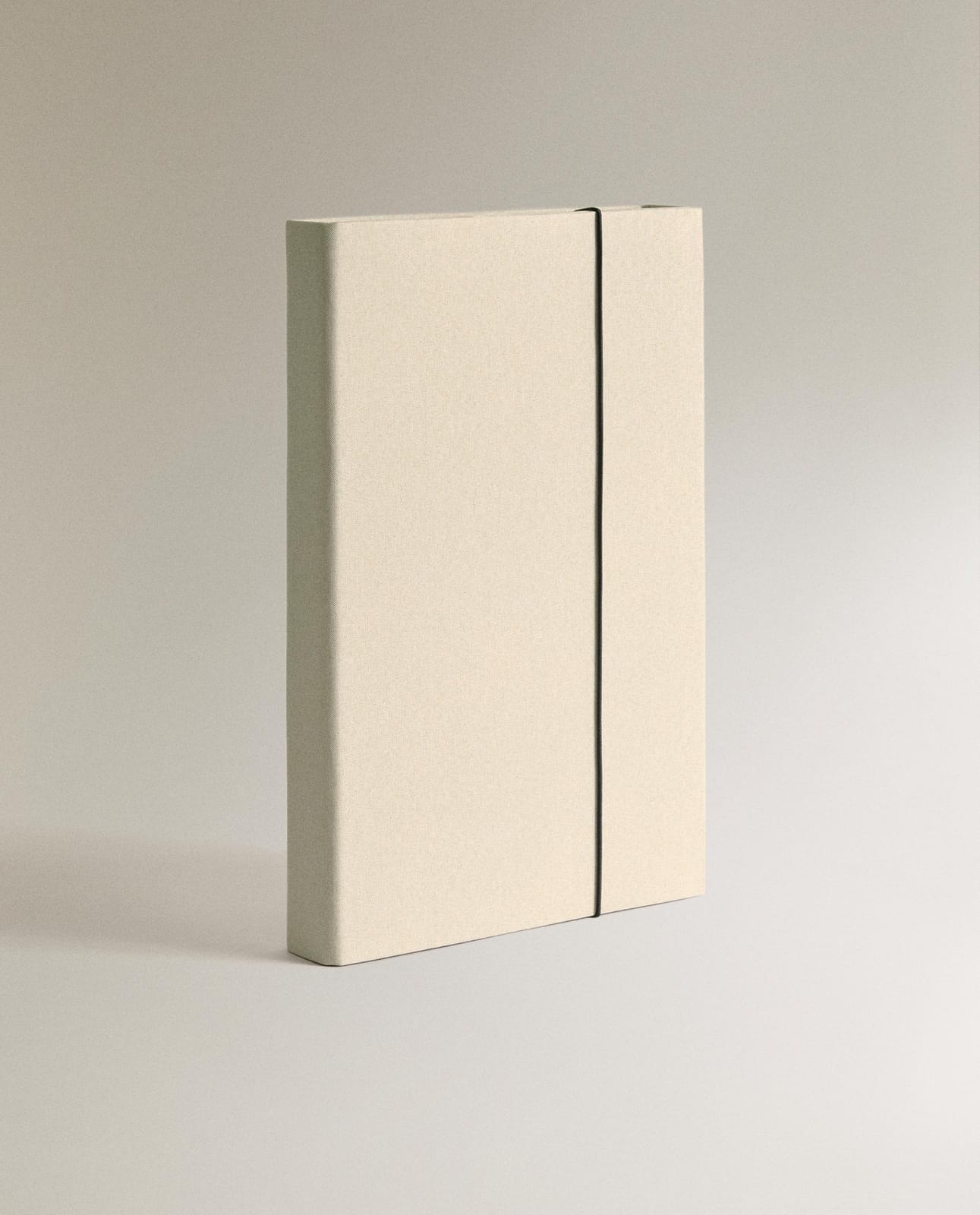 Канцелярский набор ZARA HOME льняная папка с застежкой ECRU 35.5 x 23.5 x 4 см