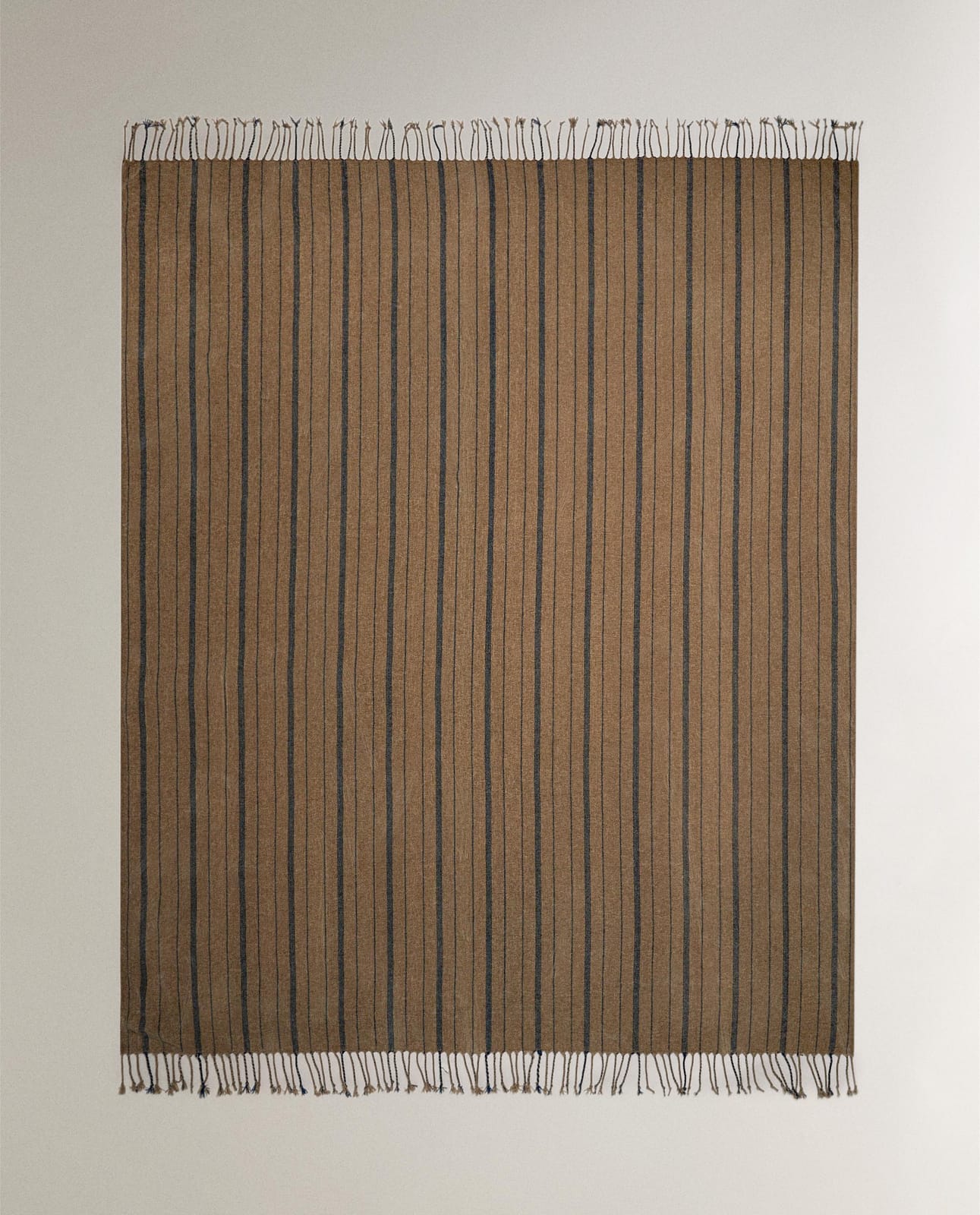 ZARA HOME ШЕНИЛЛОВЫЙ ПЛЕД В ПОЛОСКУ ракурс 2