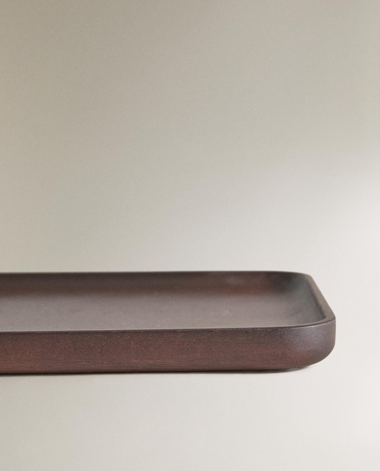 ZARA HOME ПОДНОС ДЛЯ ВАННОЙ ИЗ ДРЕВЕСИНЫ АКАЦИИ ракурс 3