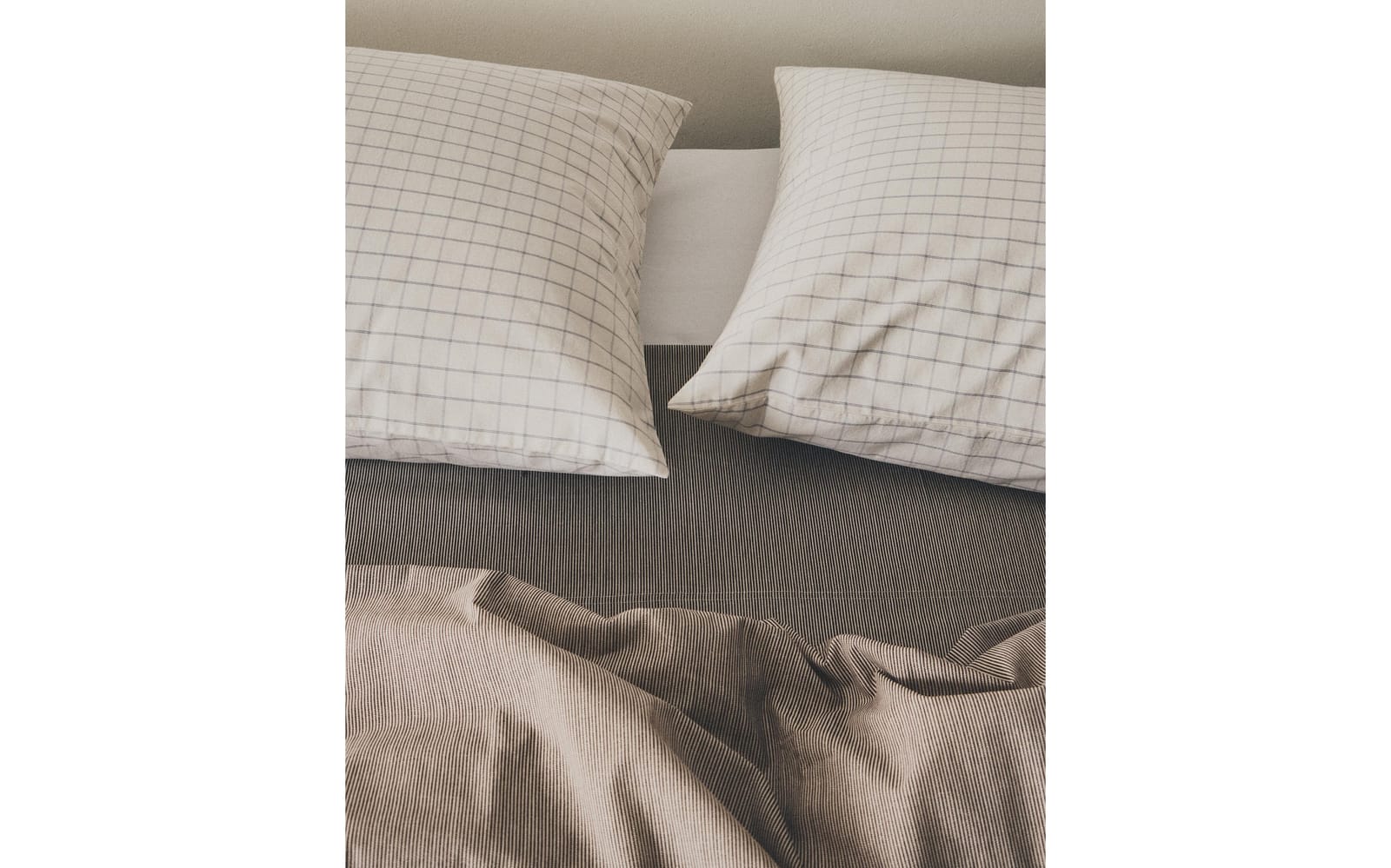 ZARA HOME Простыня без резинки из стираного хлопка в полоску ракурс 7