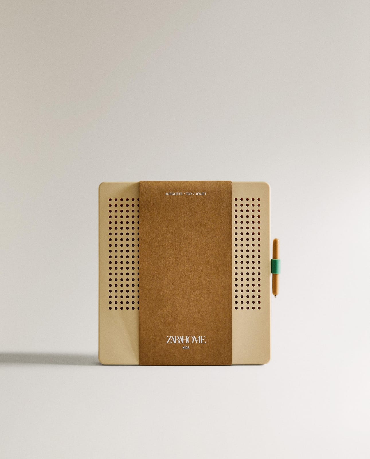 ZARA HOME Магнитная доска игрушка для детей ракурс 6