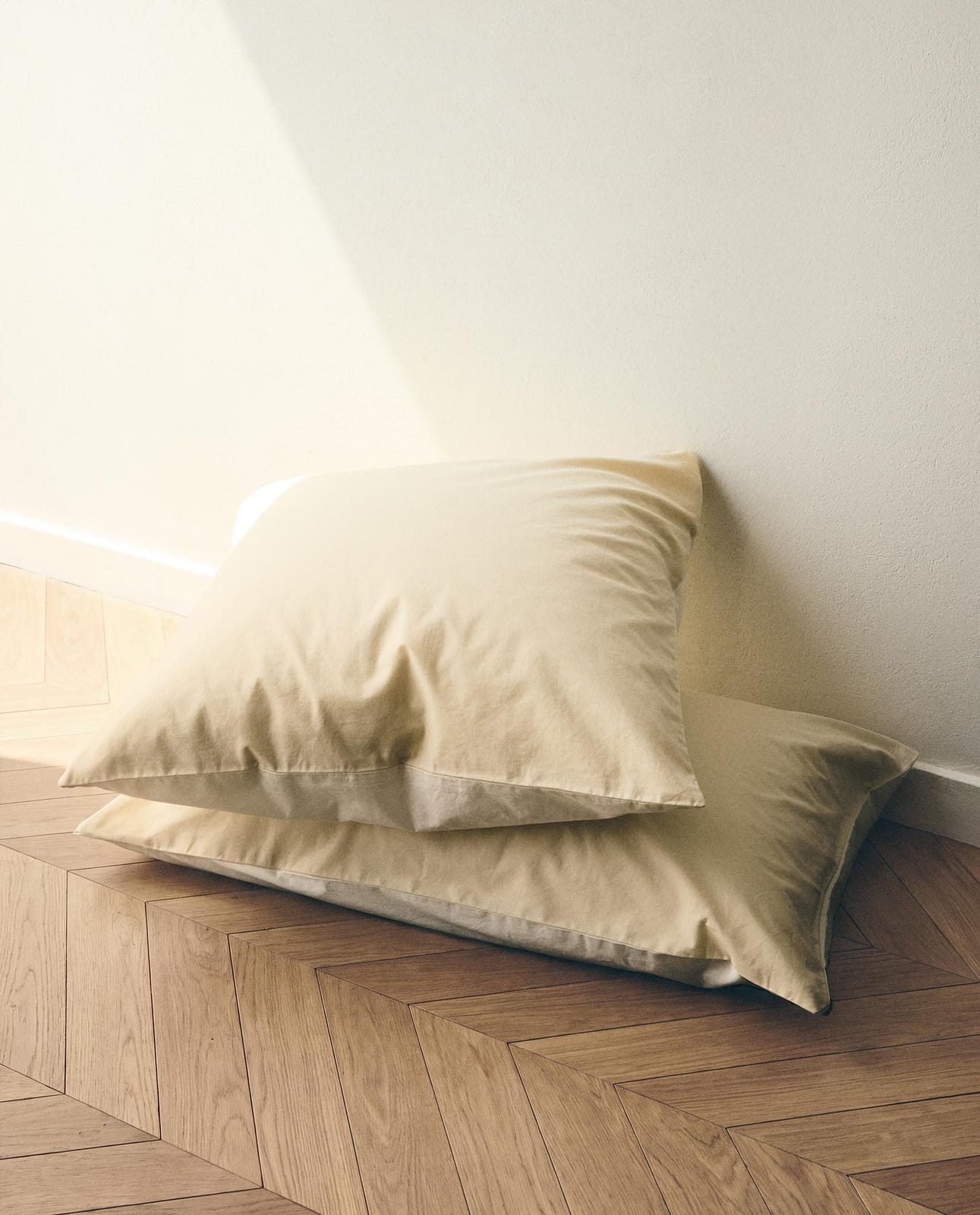 ZARA HOME Двусторонняя наволочка для подушки из перкаля ракурс 9