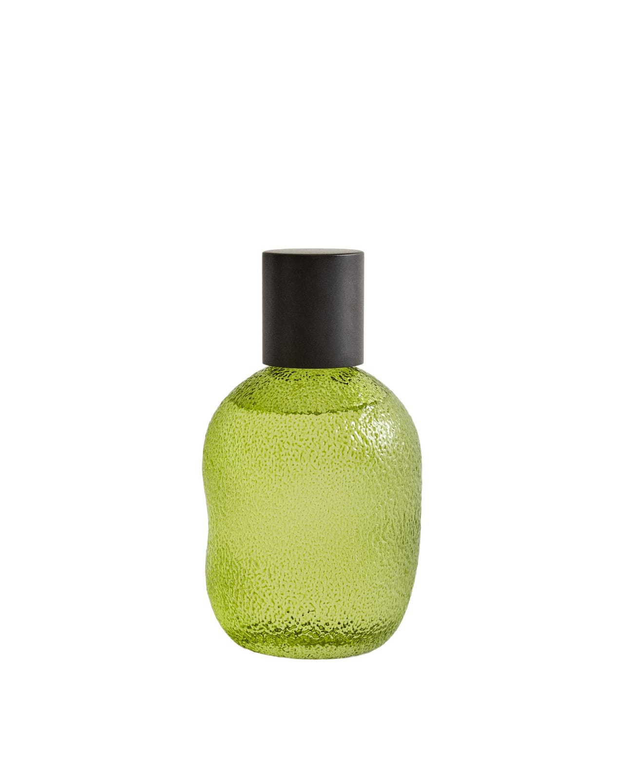 ZARA HOME (190 ML) СПРЕЙ ТЕКСТИЛЬНЫЙ BERGAMOT & SANDALWOOD ракурс 6