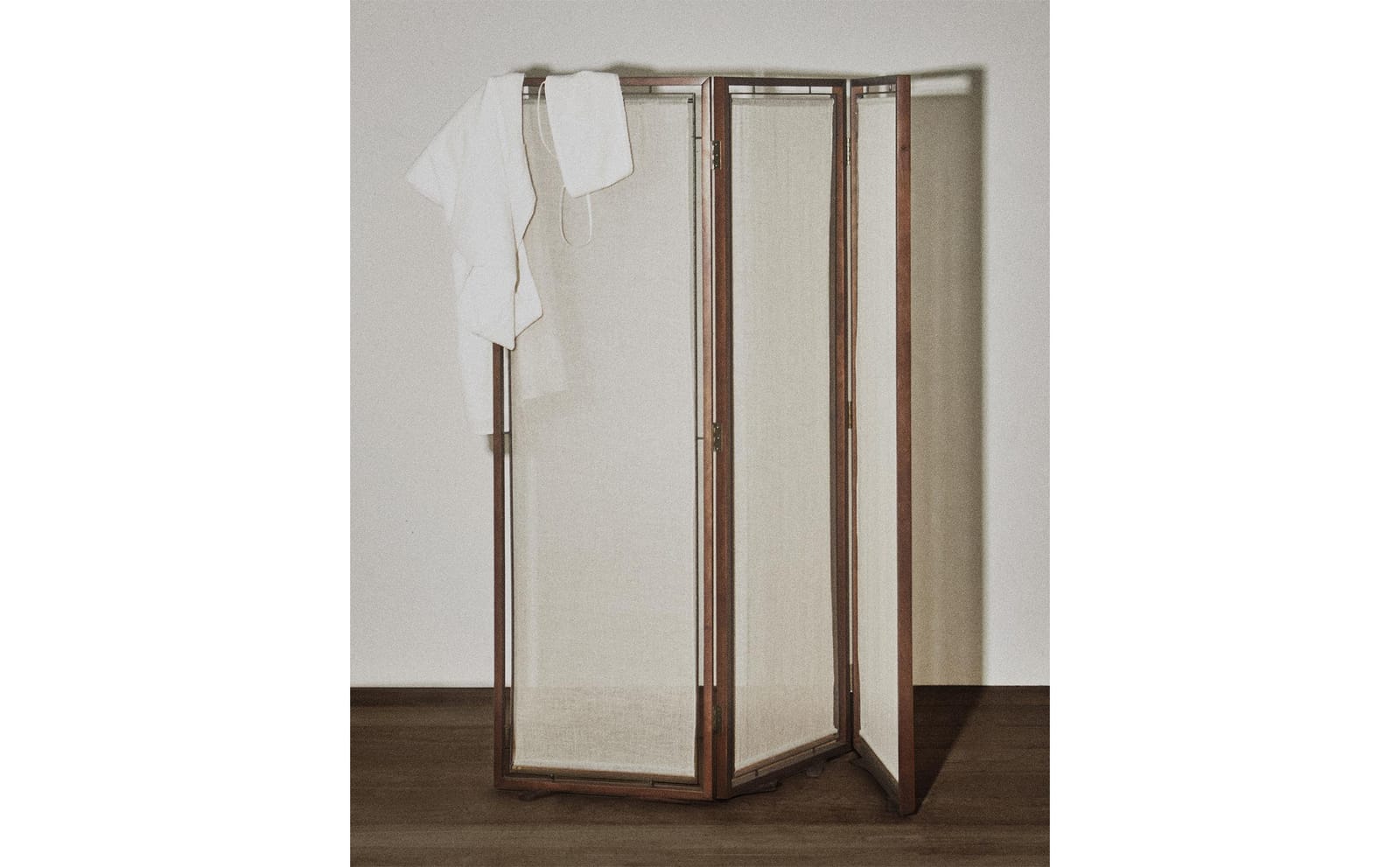 ZARA HOME ШИРМА ДЕРЕВО И ЛЕН ракурс 5