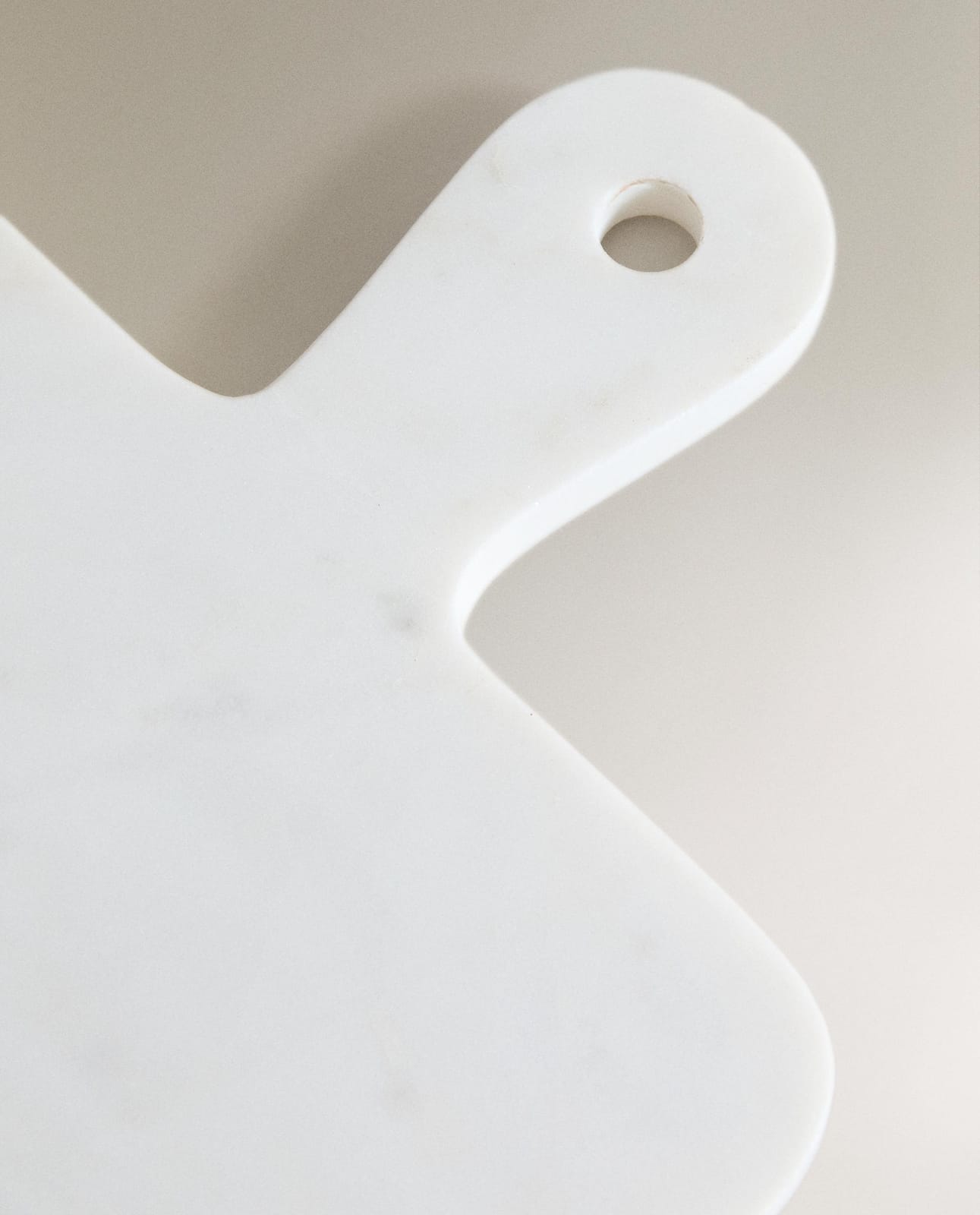 ZARA HOME МРАМОРНАЯ ДОСКА ДЛЯ НАРЕЗКИ ракурс 6