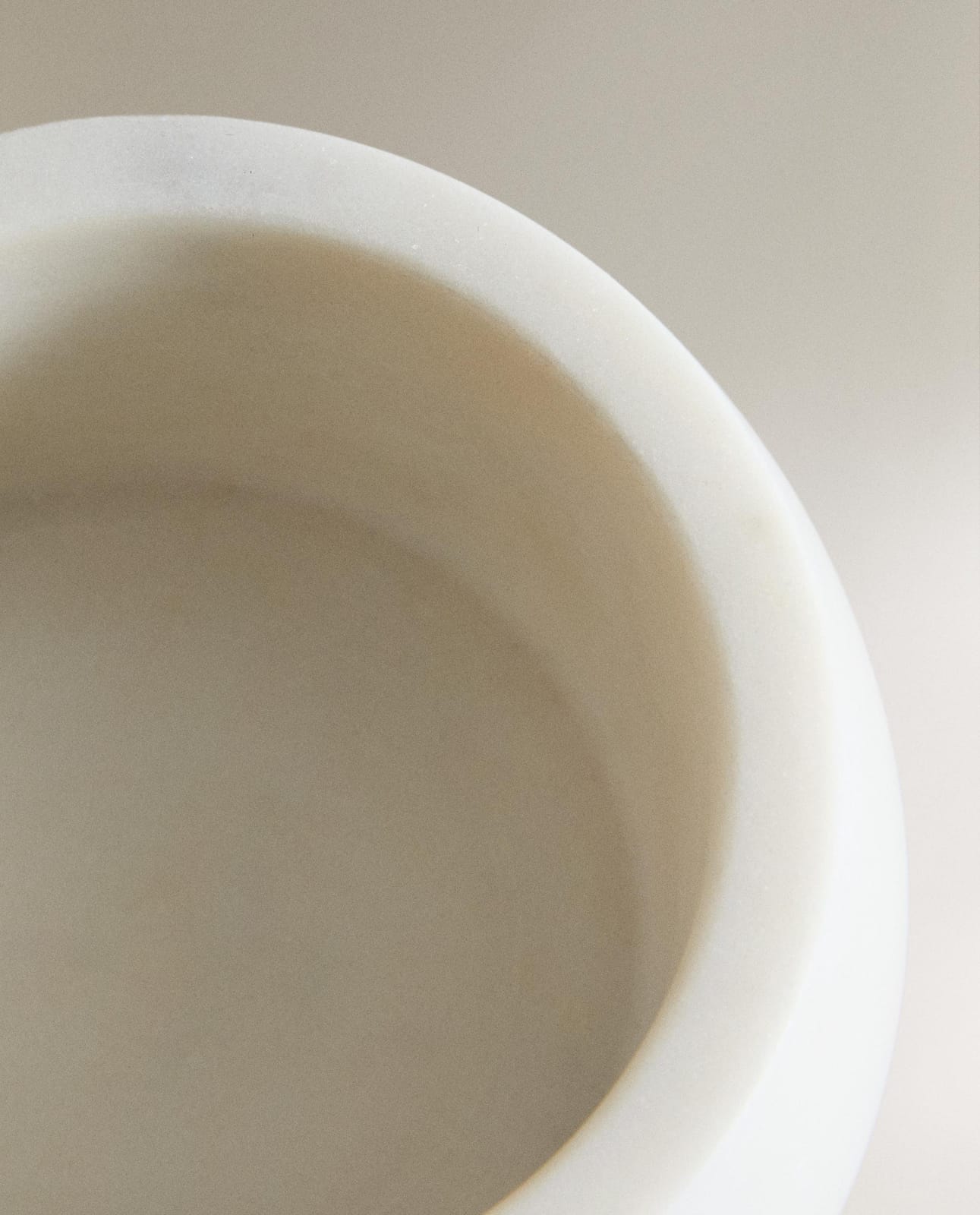 ZARA HOME МРАМОРНАЯ СТУПКА ракурс 5