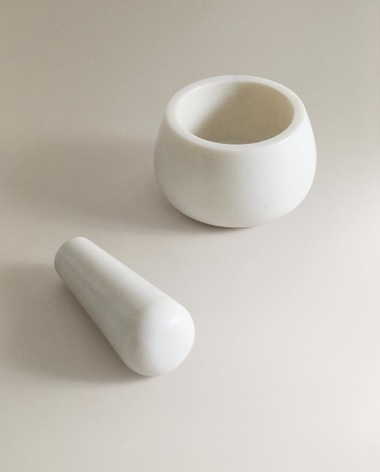 ZARA HOME МРАМОРНАЯ СТУПКА ракурс 7