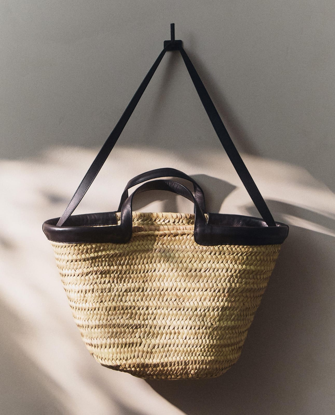 ZARA HOME TORBA PLAŻOWA ZE SKÓRZANYMI ELEMENTAMI ракурс 3